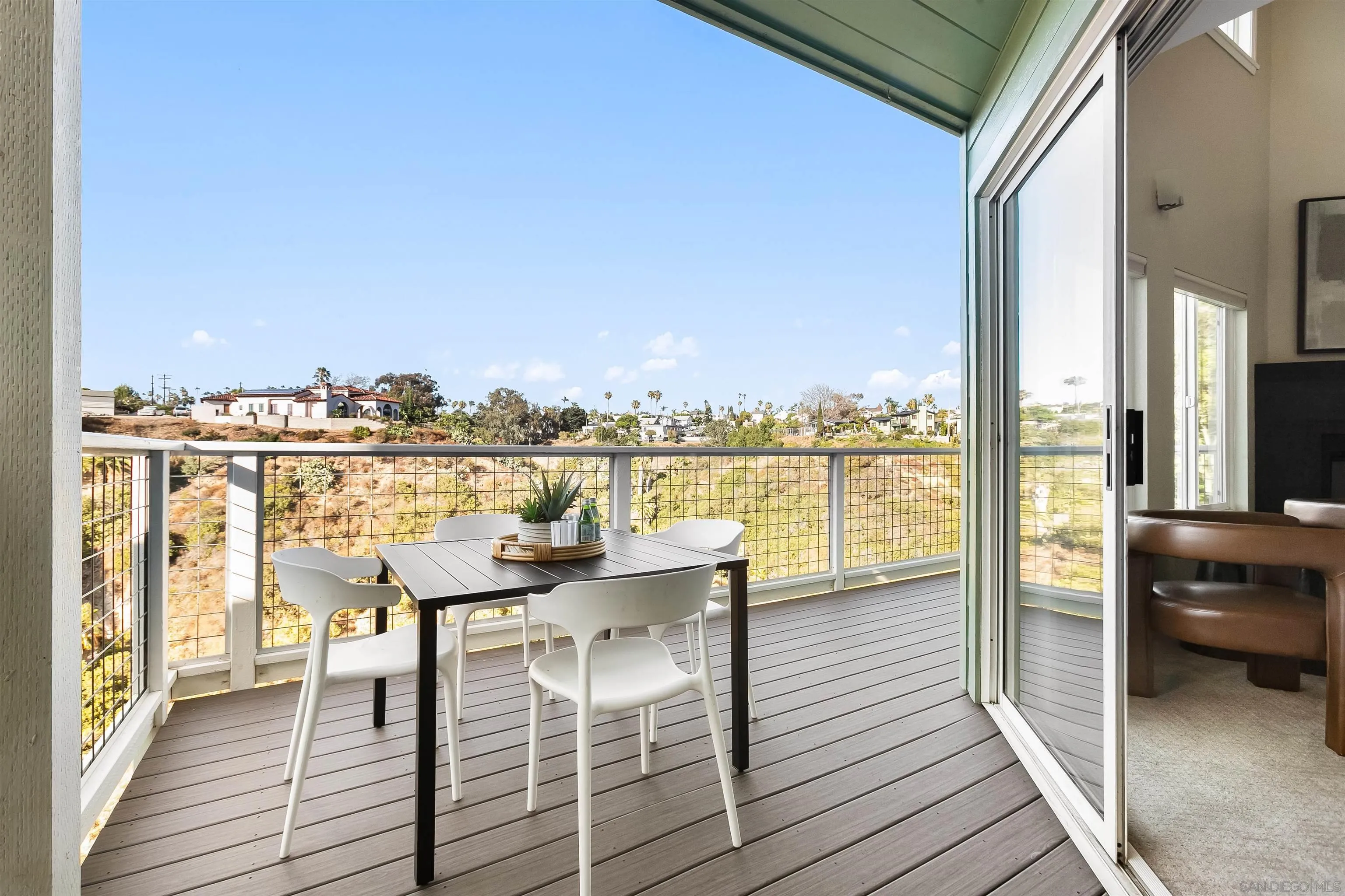 https://cdn.realtyfeed.com/cdn/127/260020182/eb6feaa6468e79f7ae0203e9c3487ed5.webp