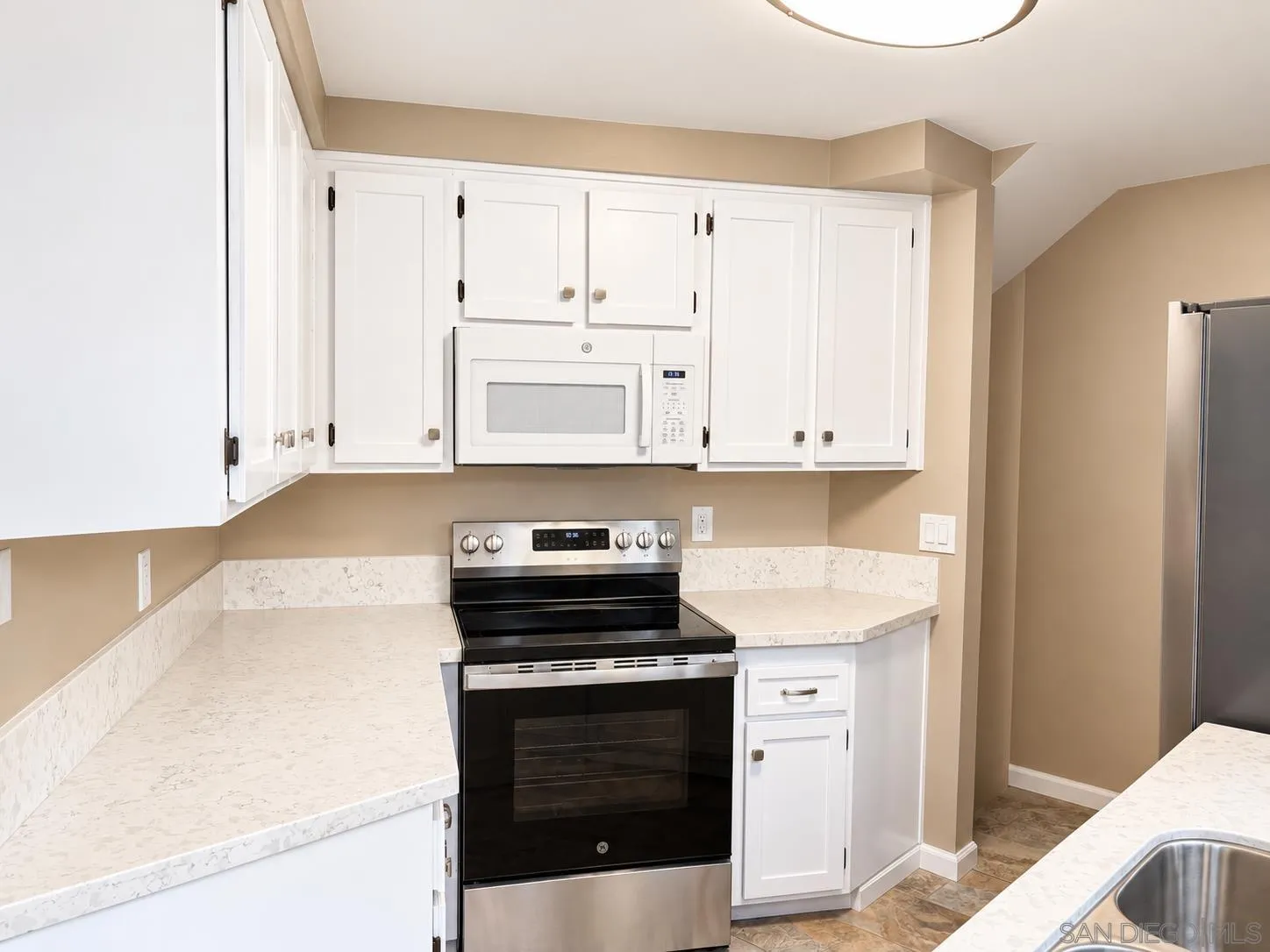 https://cdn.realtyfeed.com/cdn/127/260020184/143eca8eec1f2ad466e2469926a11a22.webp