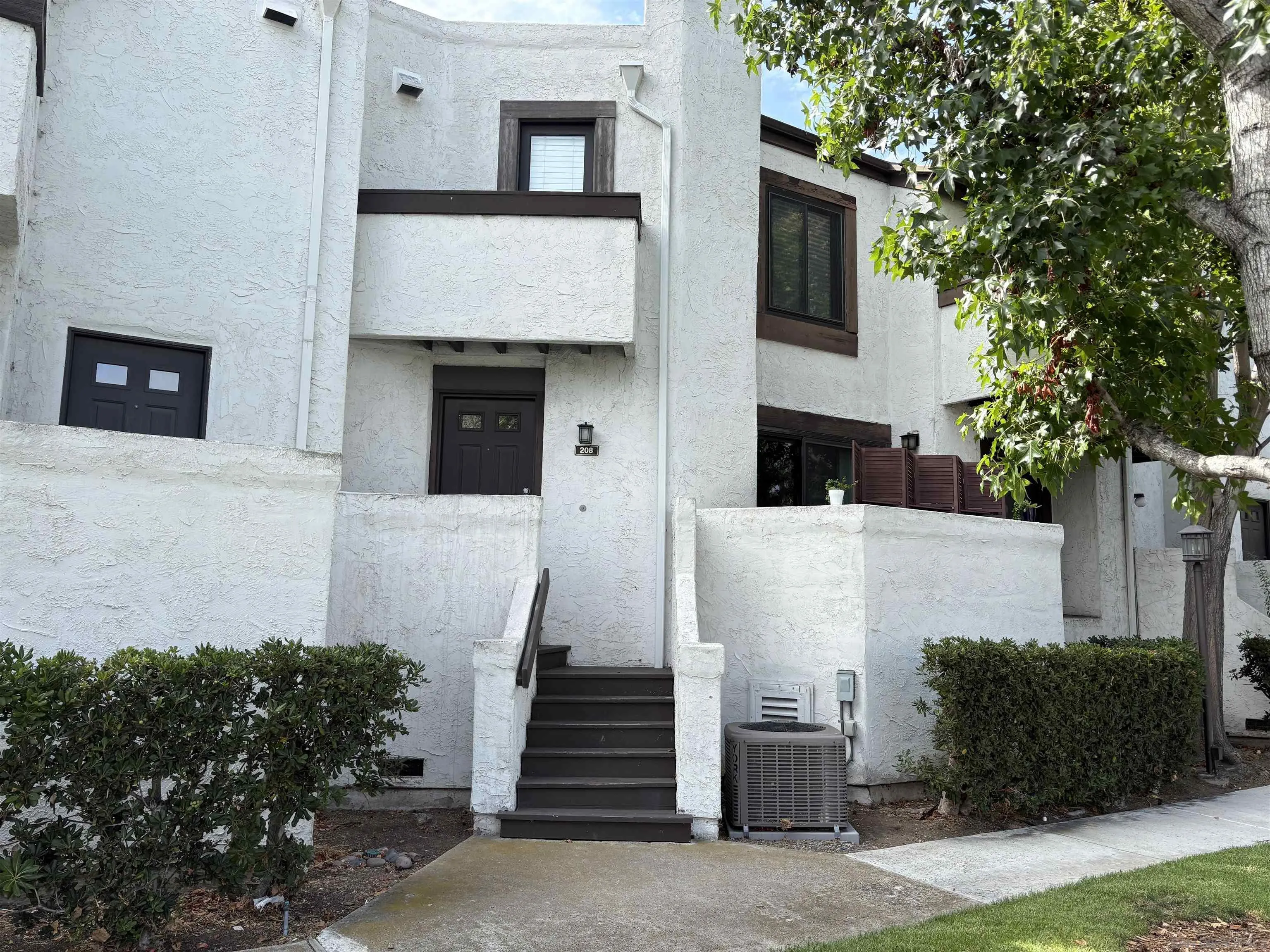 https://cdn.realtyfeed.com/cdn/127/260020184/1a805c1a6ac6d6fce64478c8936cb61e.webp
