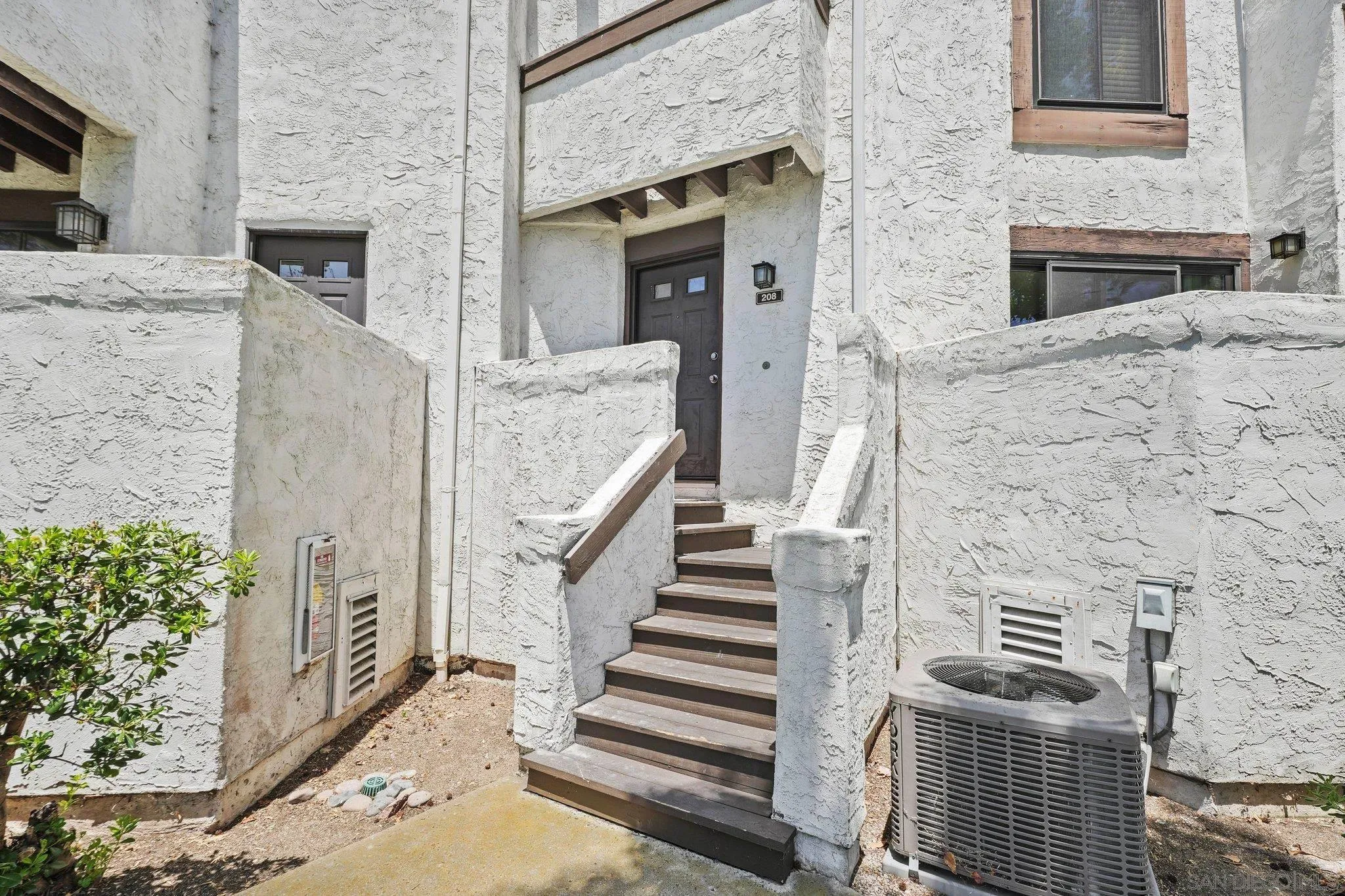 https://cdn.realtyfeed.com/cdn/127/260020184/3ee4d0482fedcc3438db4ac964921da9.webp