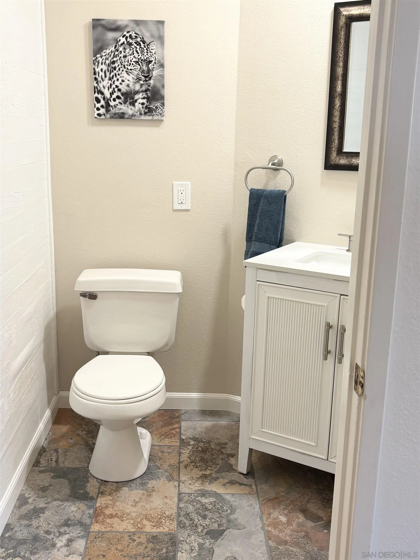 https://cdn.realtyfeed.com/cdn/127/260020184/a736d82b1a98ae7ee776c6fe5927560b.webp