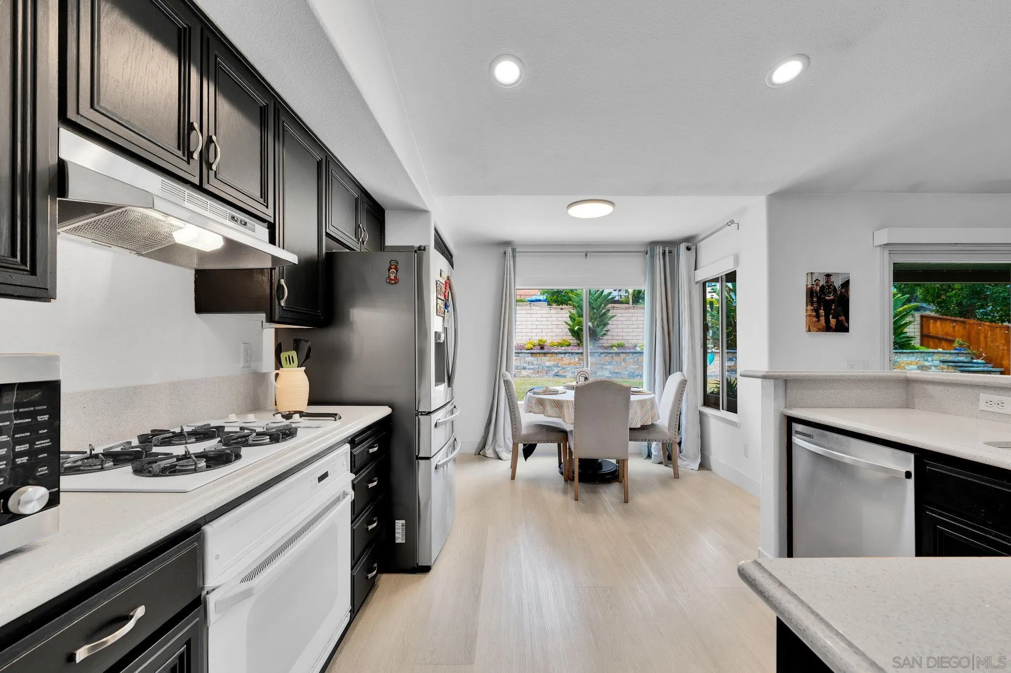 https://cdn.realtyfeed.com/cdn/127/260020186/6ab73fe95a213eec8212b415be77455e.webp