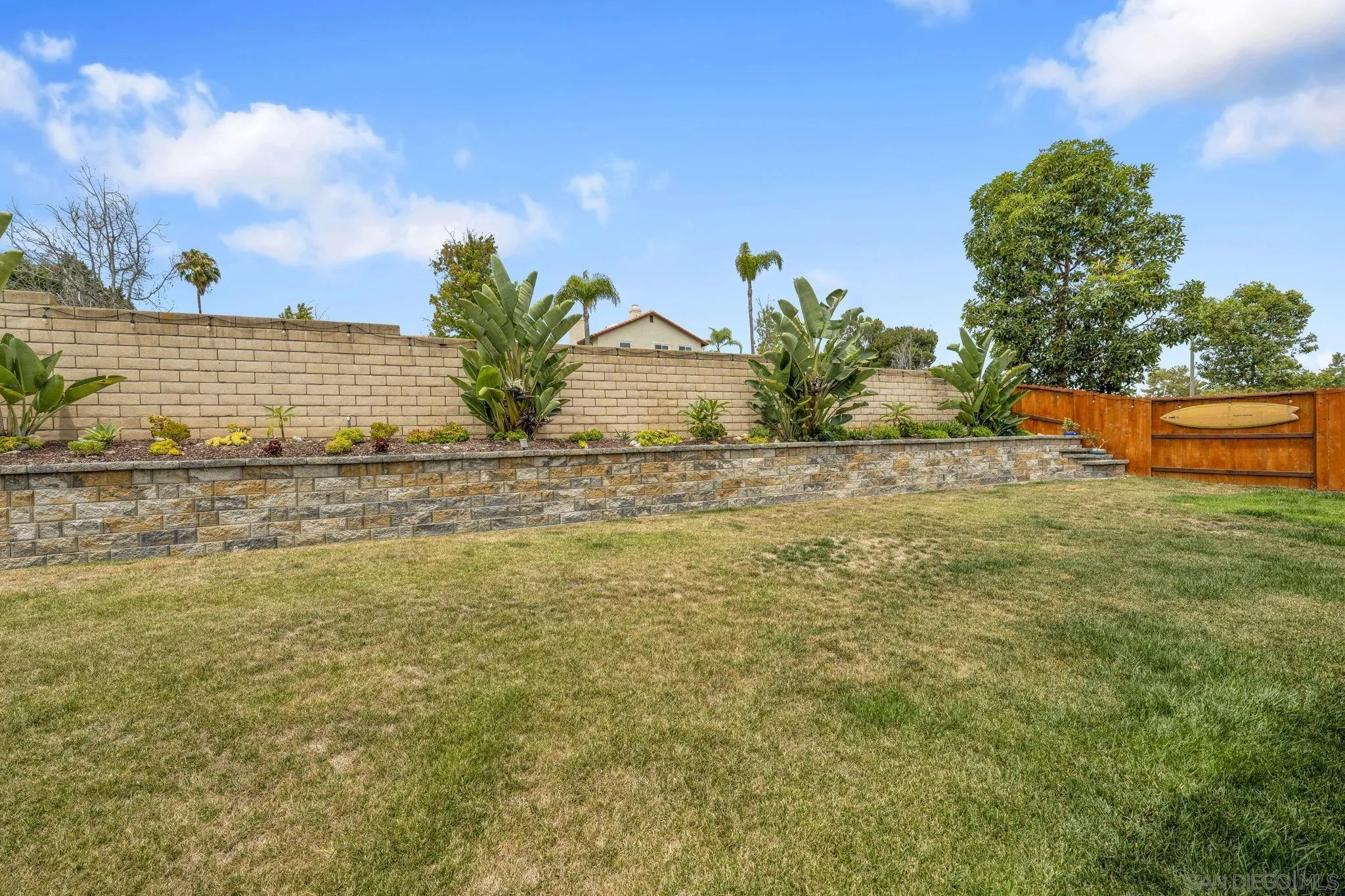 https://cdn.realtyfeed.com/cdn/127/260020186/6fc82ed21a574afdea7d34d8c0fac48a.webp