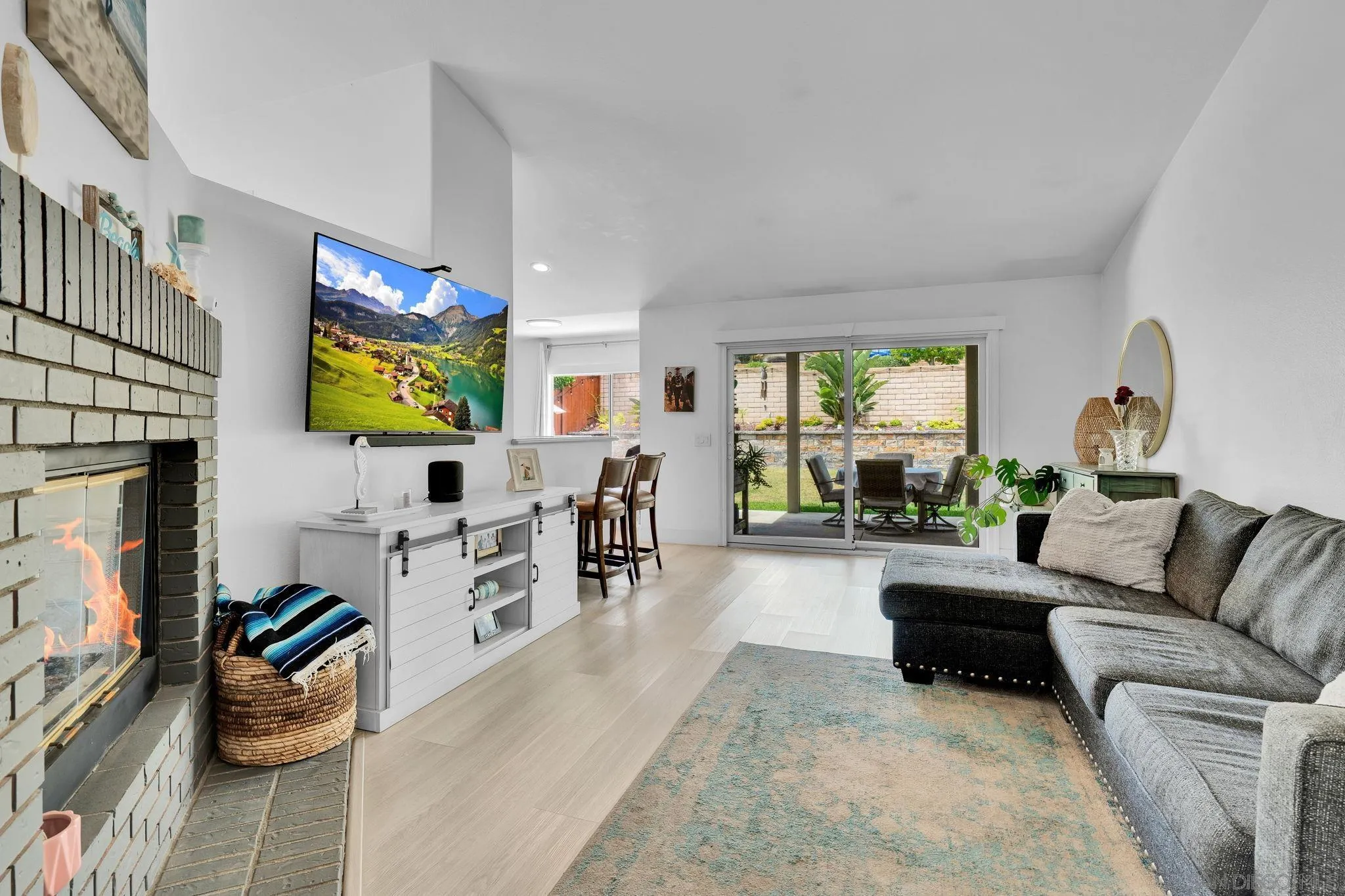 https://cdn.realtyfeed.com/cdn/127/260020186/8f8e57e293741121655d998f8f50d823.webp