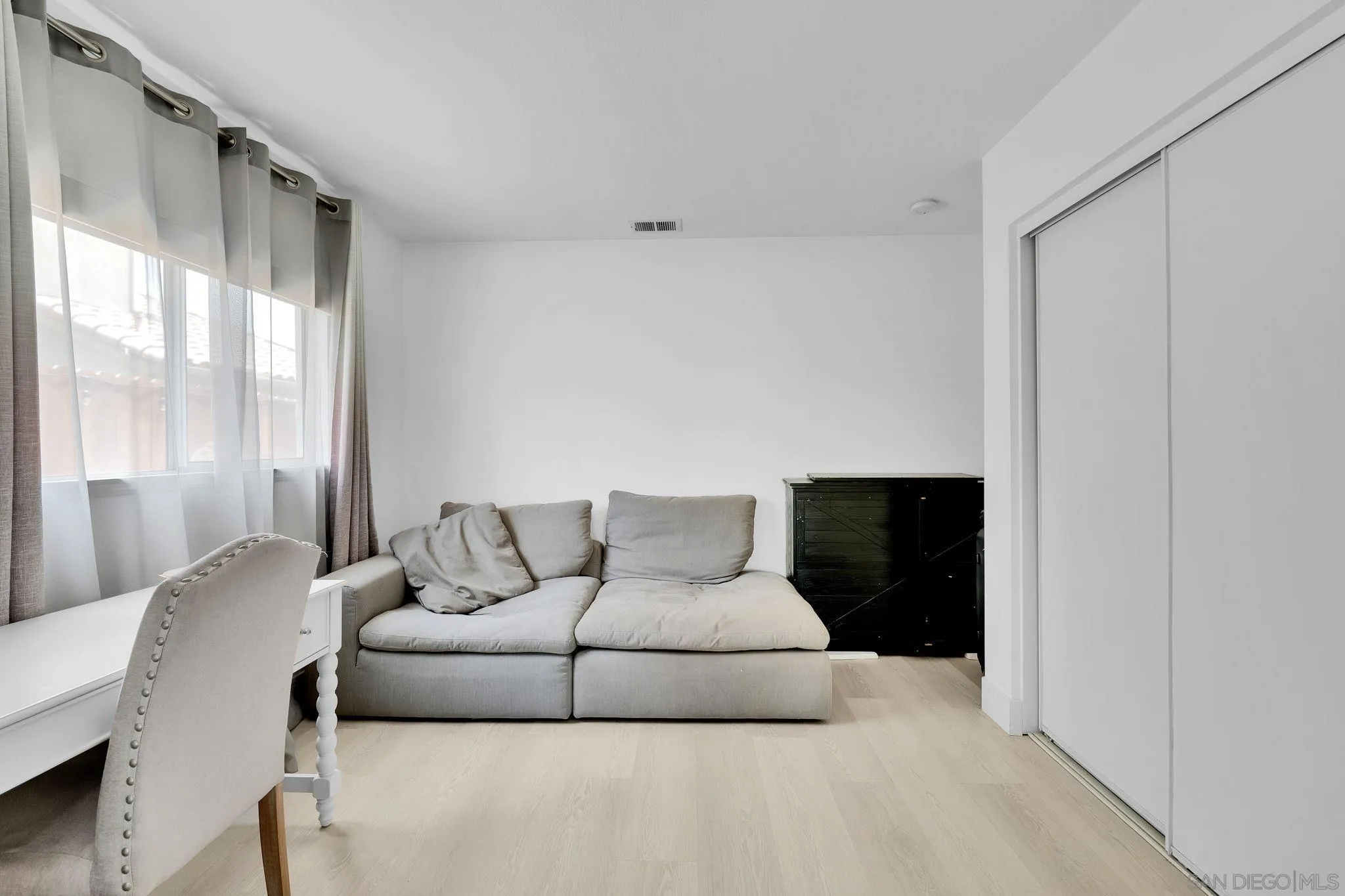 https://cdn.realtyfeed.com/cdn/127/260020186/909afda335c10f6dd4ba2a26140f7ea4.webp
