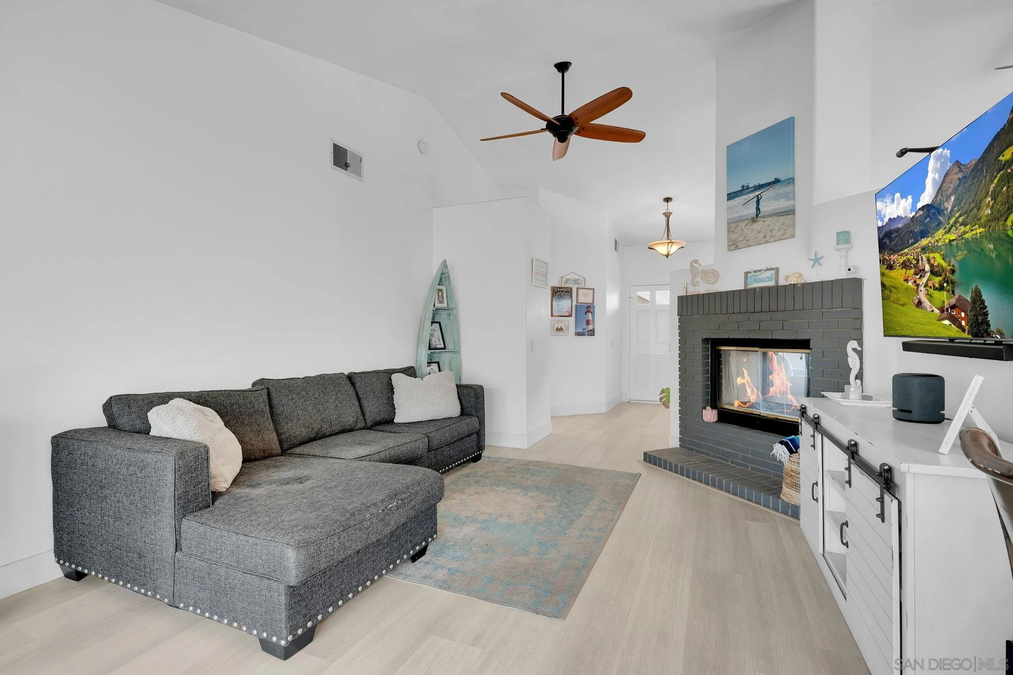 https://cdn.realtyfeed.com/cdn/127/260020186/ee3fc9043240b1ef34423d4956b05d10.webp