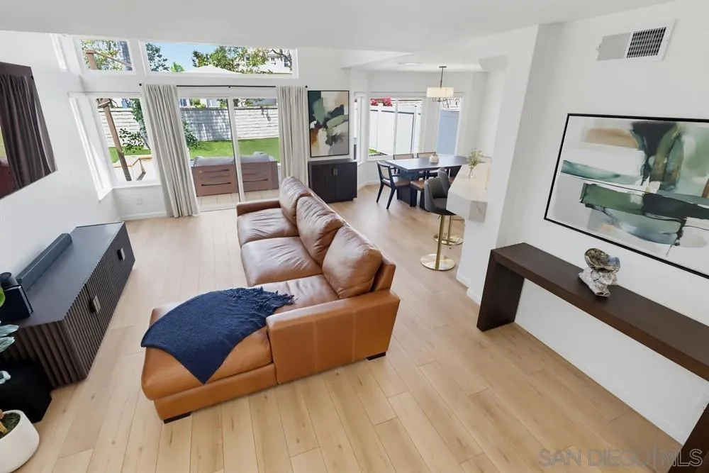 https://cdn.realtyfeed.com/cdn/127/260020187/1abcdff1833d2e65406b1769d30ce515.webp