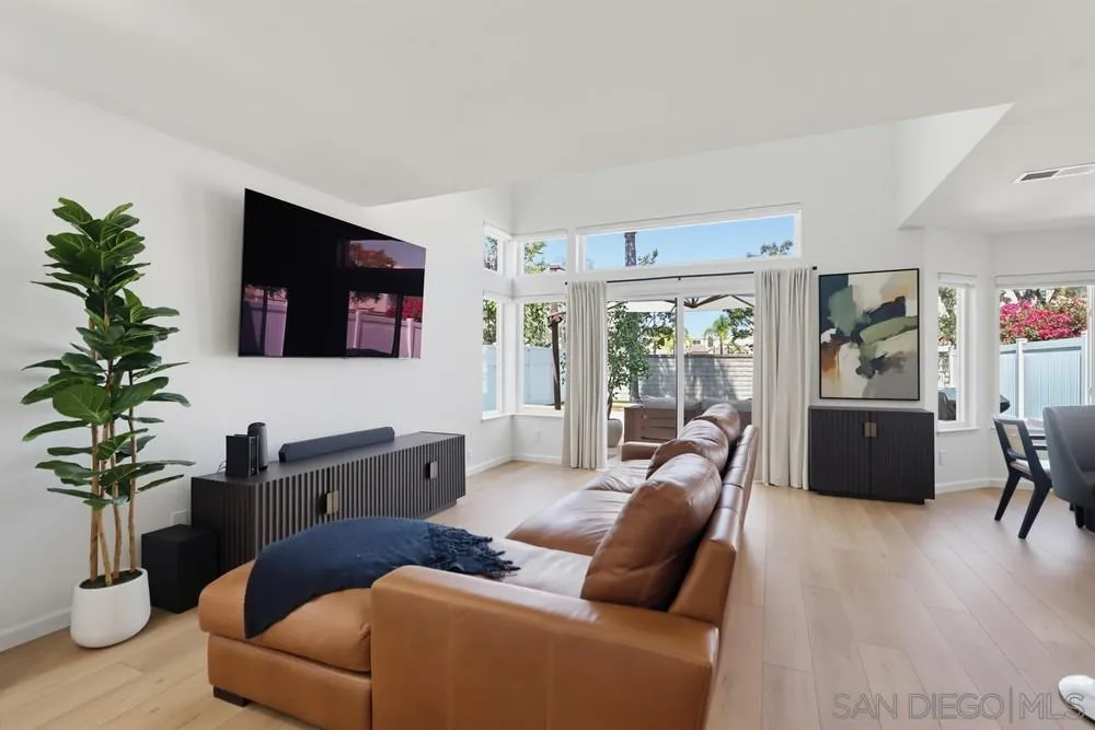 https://cdn.realtyfeed.com/cdn/127/260020187/2d1ea15262c76691e05ed03900e46e67.webp
