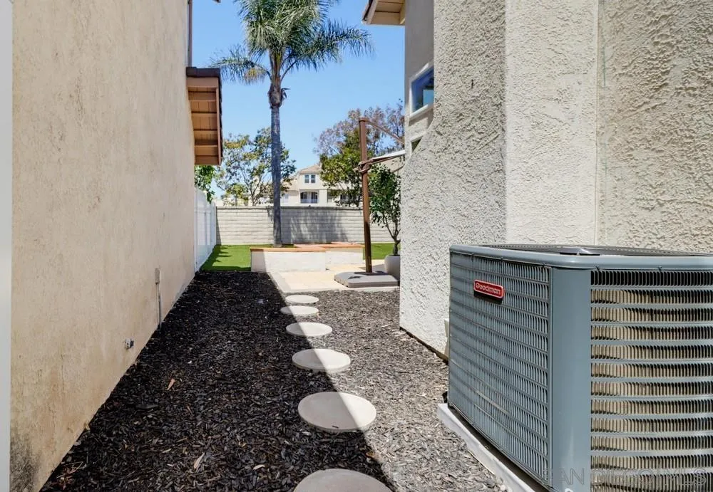 https://cdn.realtyfeed.com/cdn/127/260020187/3e1983fcb53cad6e2b682f15fdaf8a0d.webp