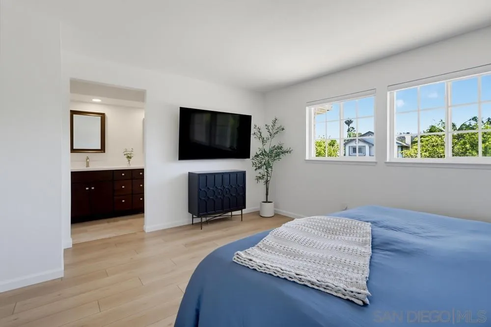 https://cdn.realtyfeed.com/cdn/127/260020187/8fcdc9d5e24cf1b89ca6ff5adec28379.webp