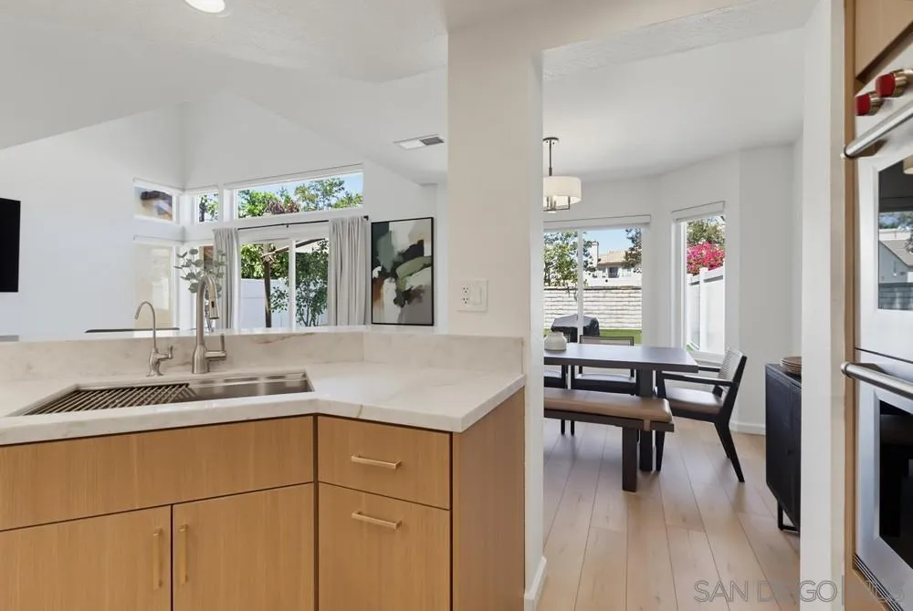 https://cdn.realtyfeed.com/cdn/127/260020187/c54d9d270fc8197b4ab62fd78c355205.webp
