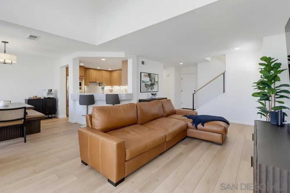 https://cdn.realtyfeed.com/cdn/127/260020187/efcdb6907c436443e40a7561048d4f35.webp