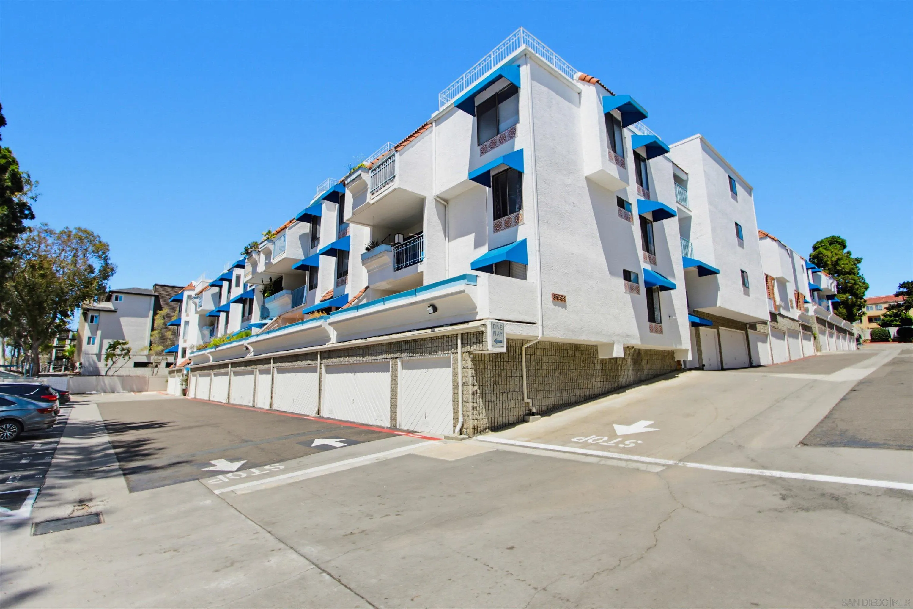 https://cdn.realtyfeed.com/cdn/127/260020191/060c67f941819daa6dc847d3daa45b66.webp