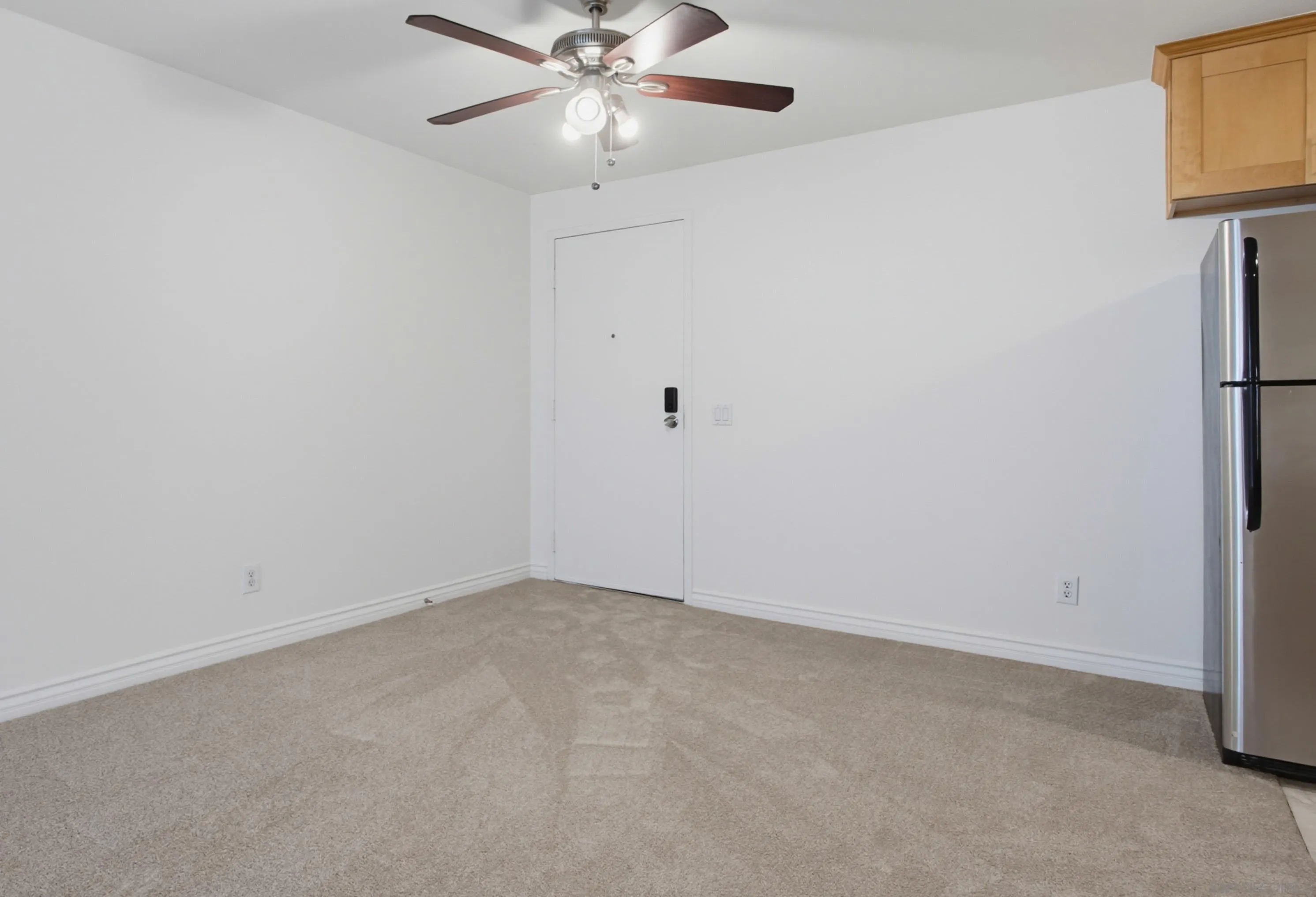 https://cdn.realtyfeed.com/cdn/127/260020191/18e83dc78f416c1f94dff5fe1185d876.webp