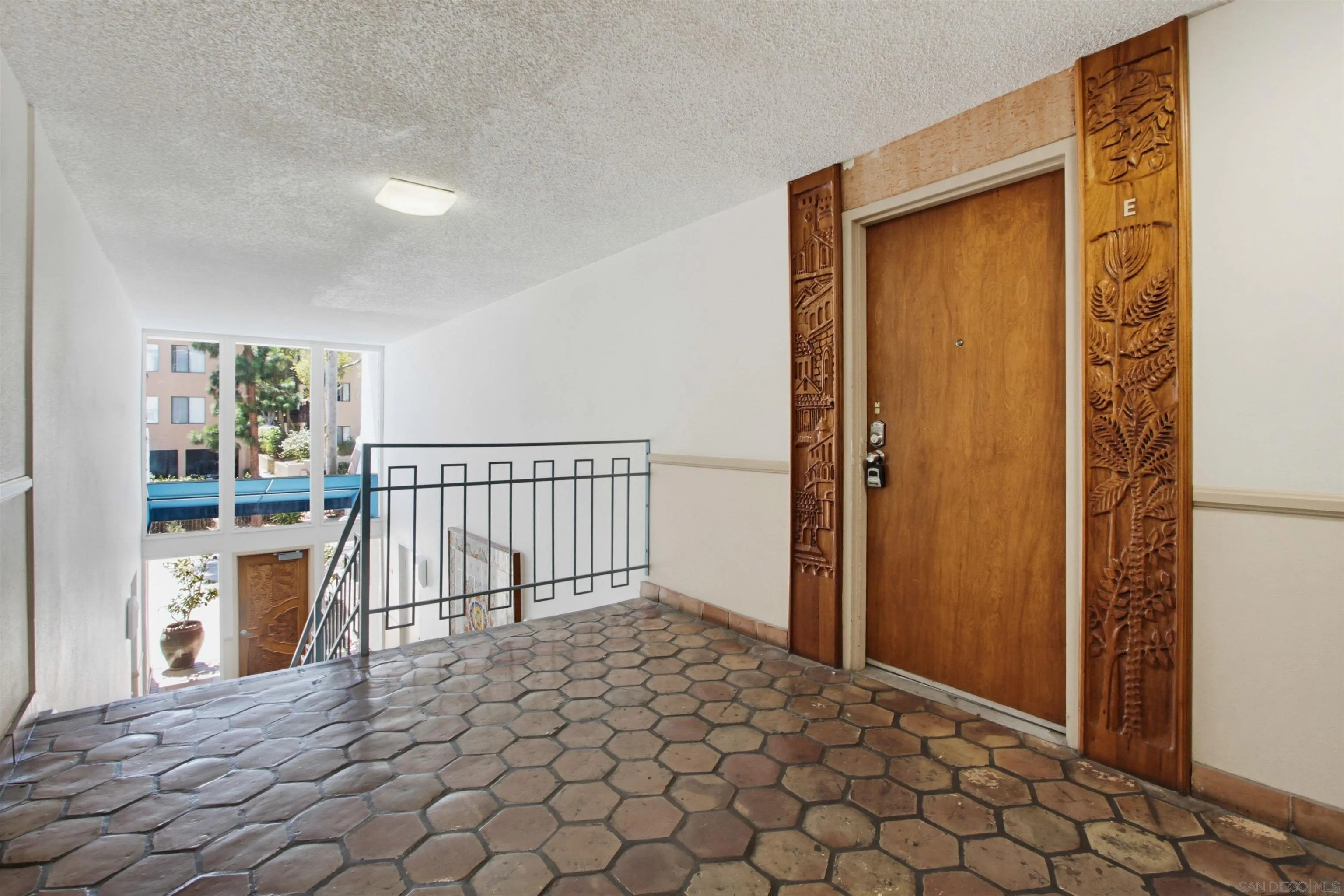 https://cdn.realtyfeed.com/cdn/127/260020191/1b8488de4c9558146b9d9f44264a7cbd.webp