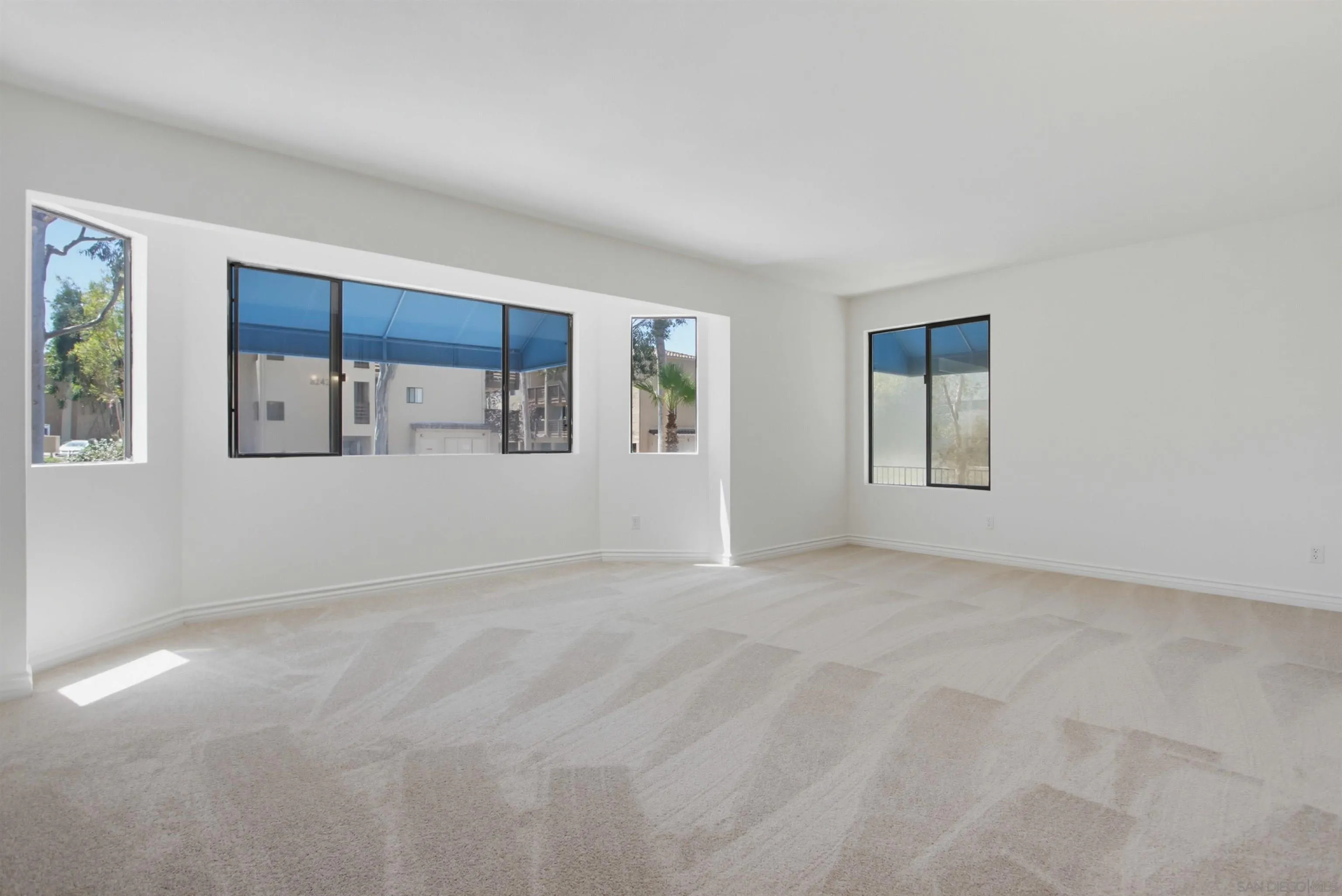 https://cdn.realtyfeed.com/cdn/127/260020191/6881e15402a5c5f7c7f5f97d19710366.webp