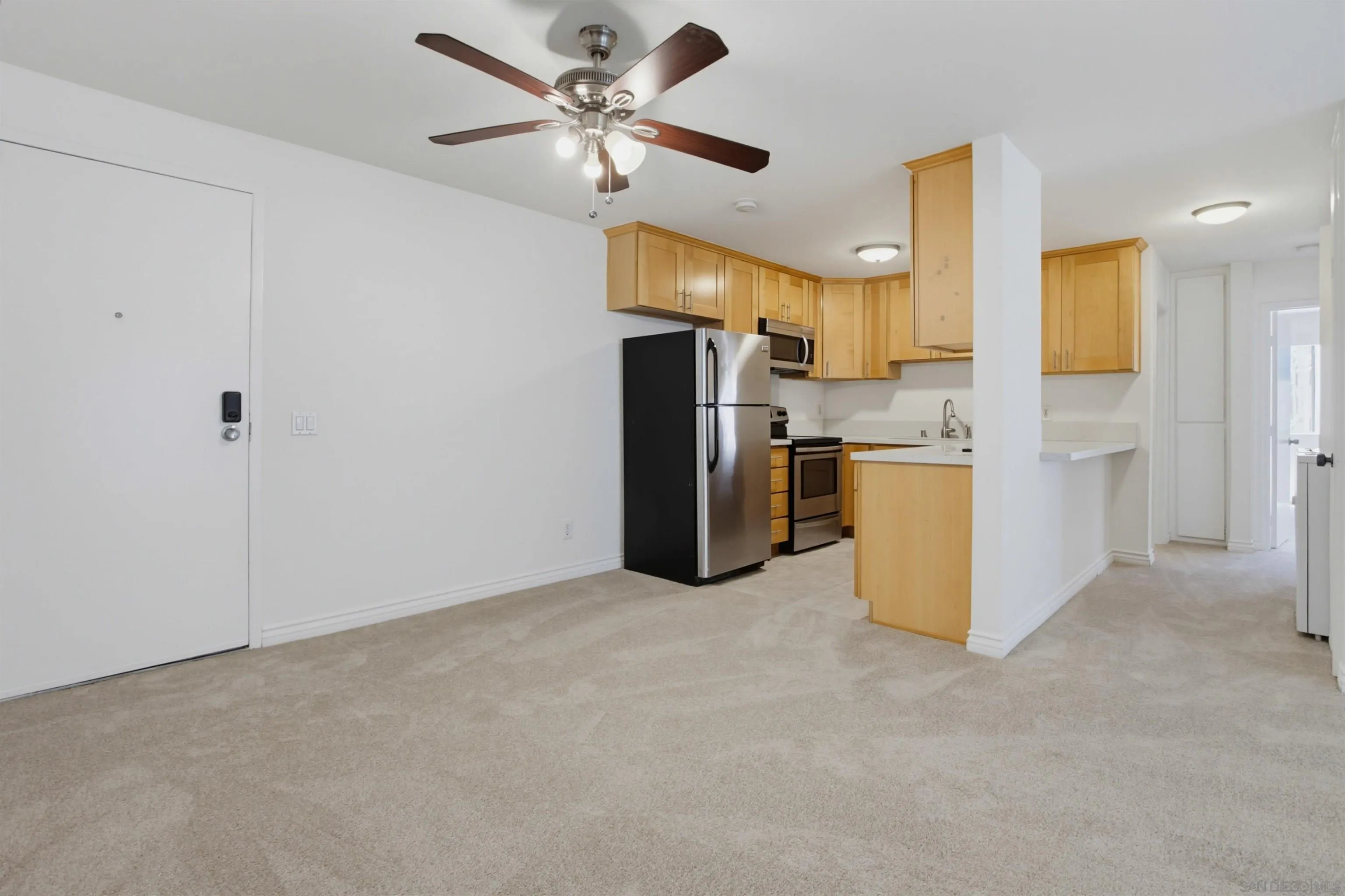 https://cdn.realtyfeed.com/cdn/127/260020191/7c60c5420f68413d87780c38246c451b.webp
