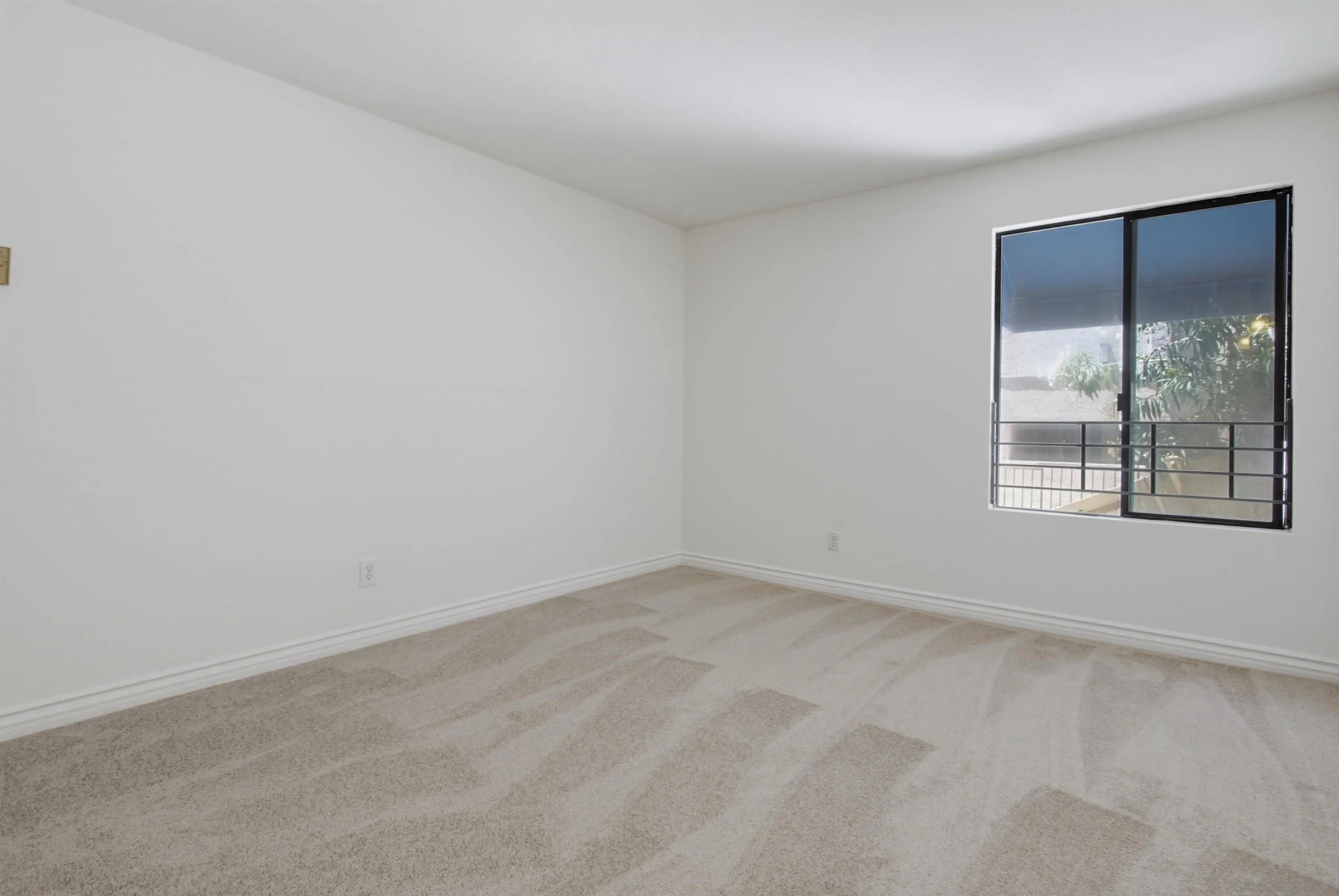 https://cdn.realtyfeed.com/cdn/127/260020191/e15c2961f090dcd43ed5f51bbad2ec91.webp