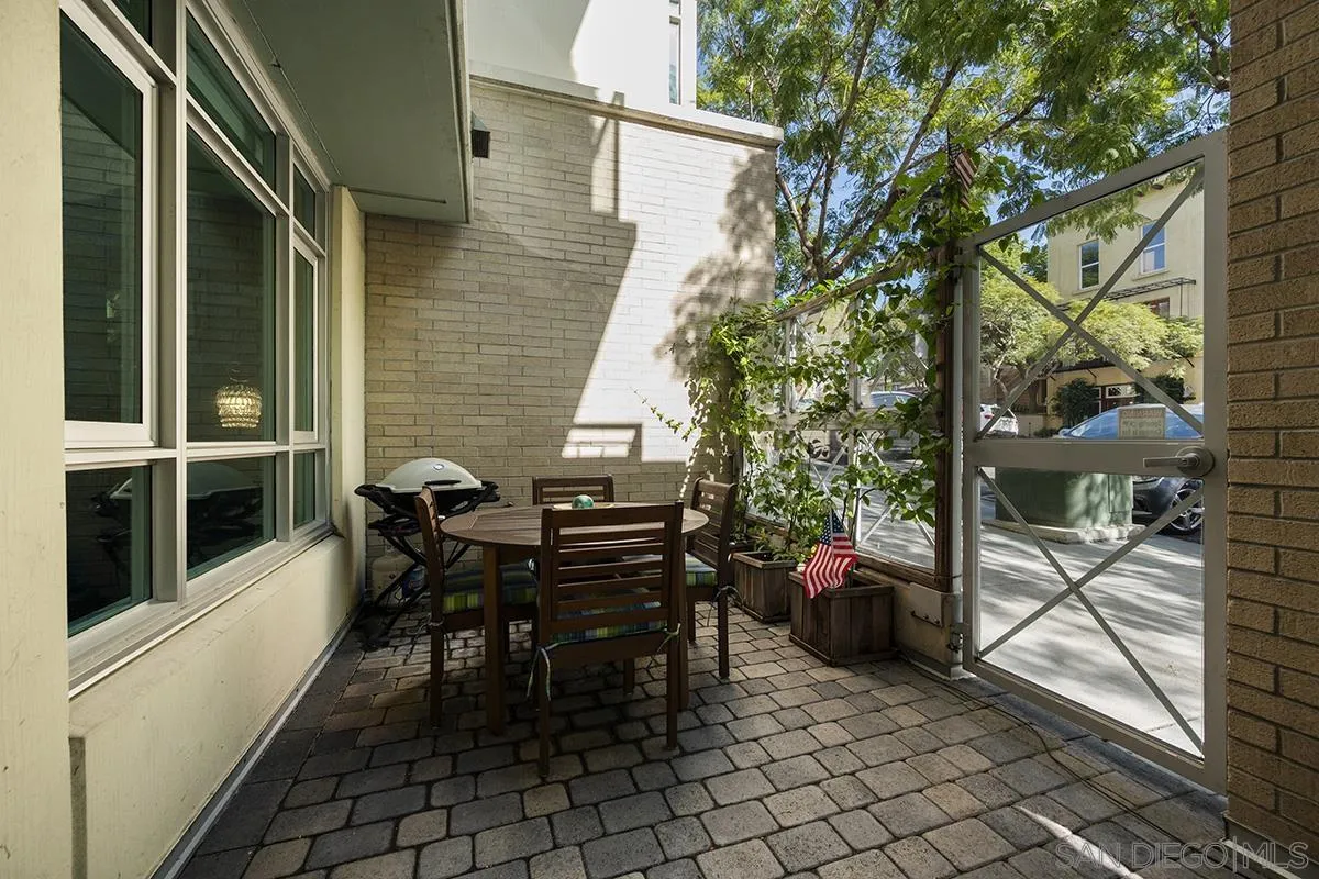 Photo #13: 260020195 Listing: Photo #13