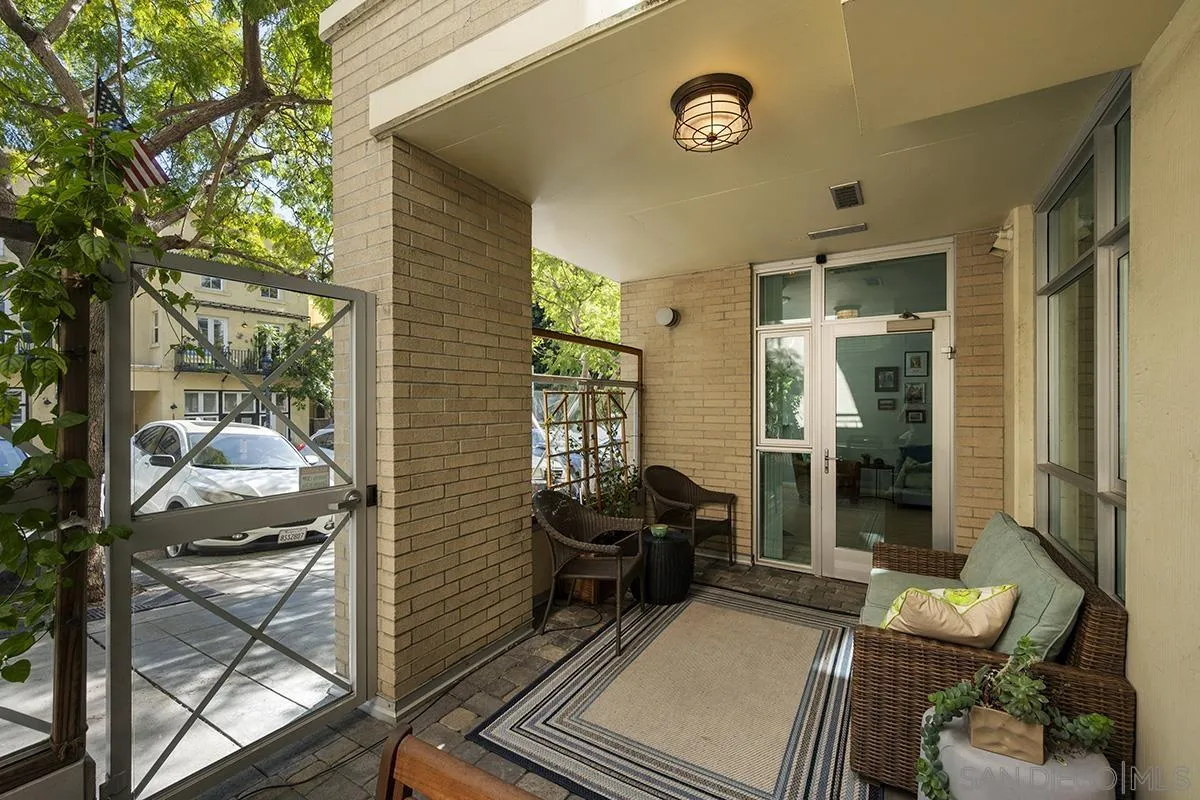 Photo #2: 260020195 Listing: Photo #2