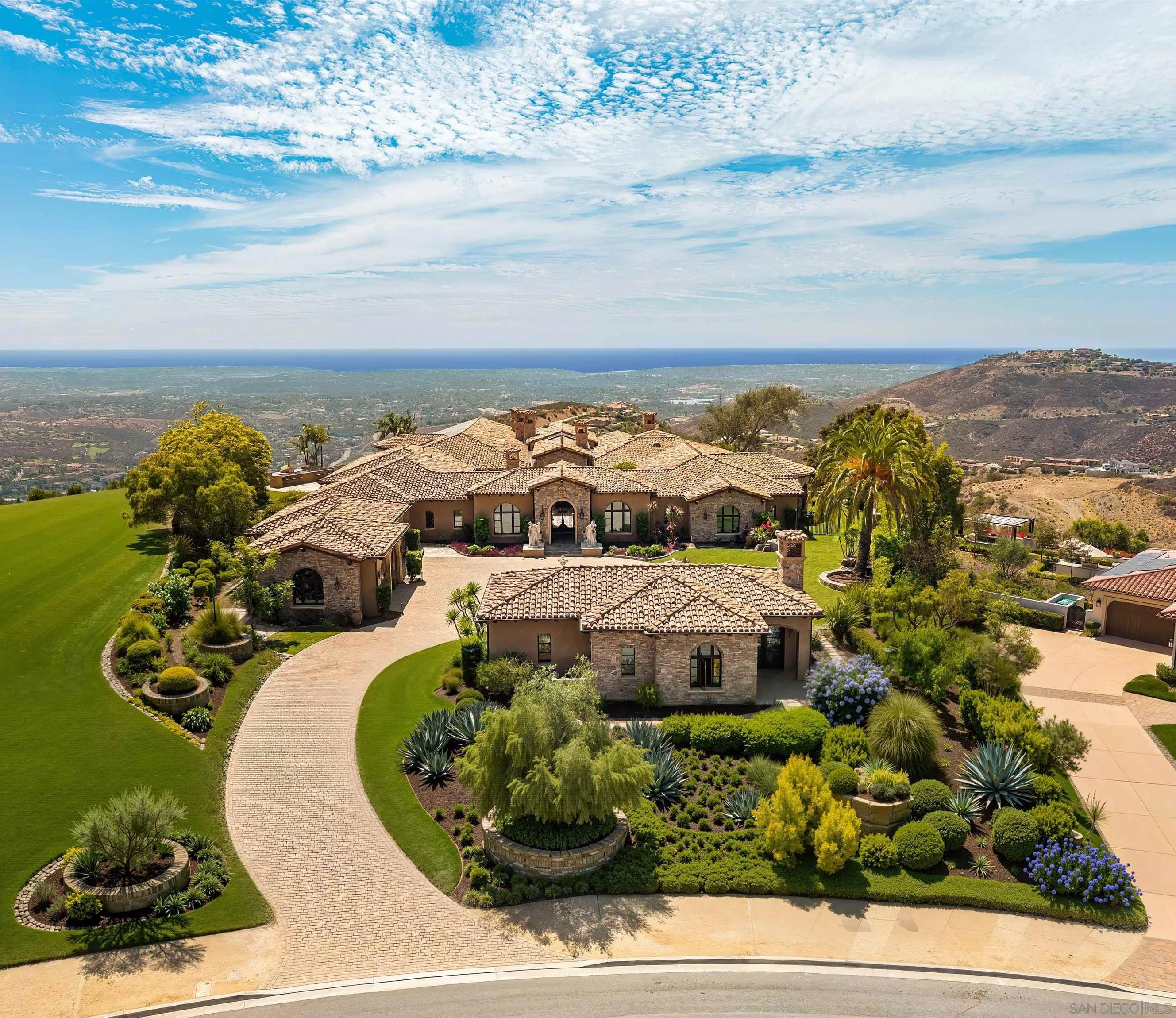 8619 Via Rancho Cielo, Rancho Santa Fe, CA 92067 - Main photo, Rancho Santa Fe, CA