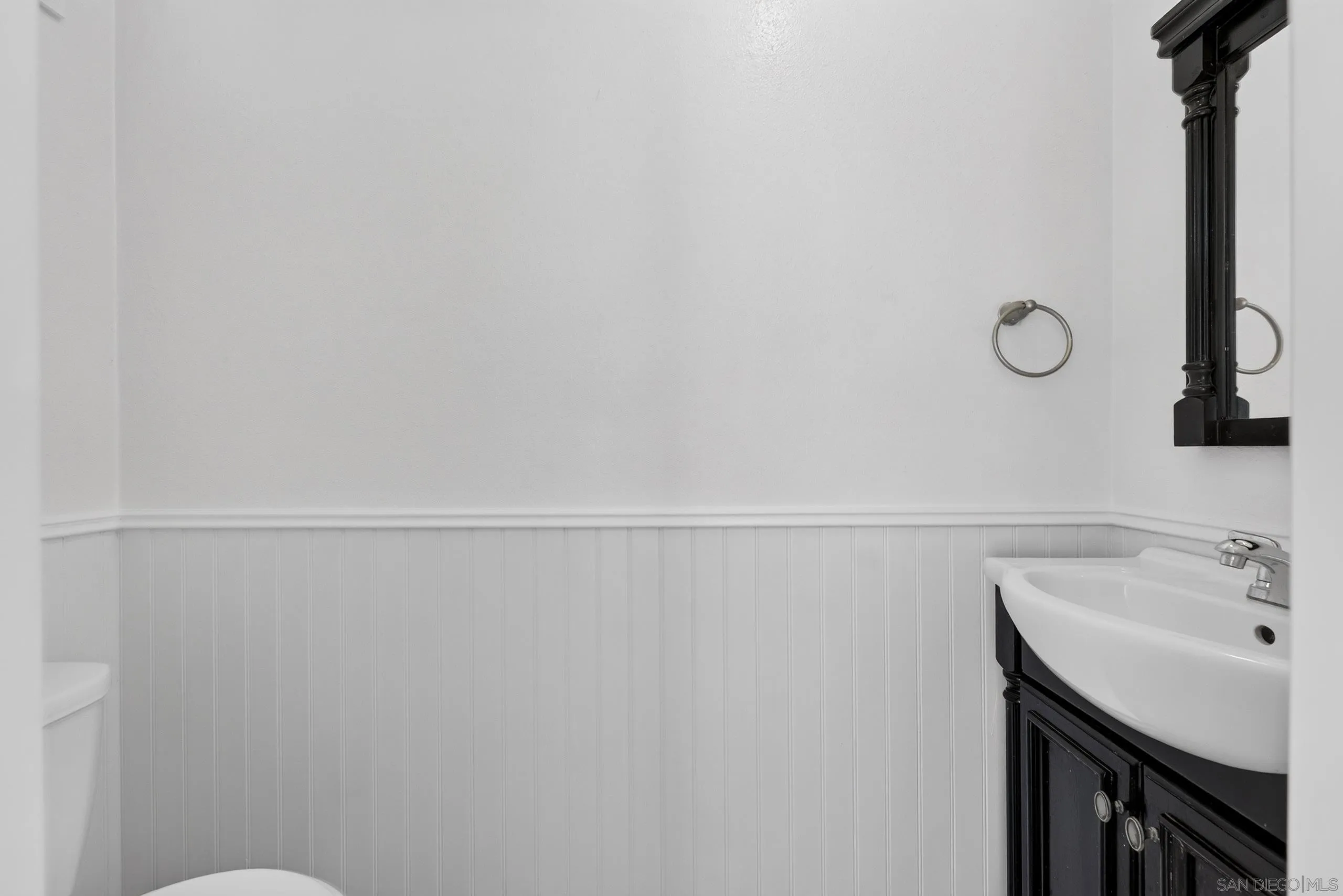 Photo #8: 260020200 Listing: Photo #8