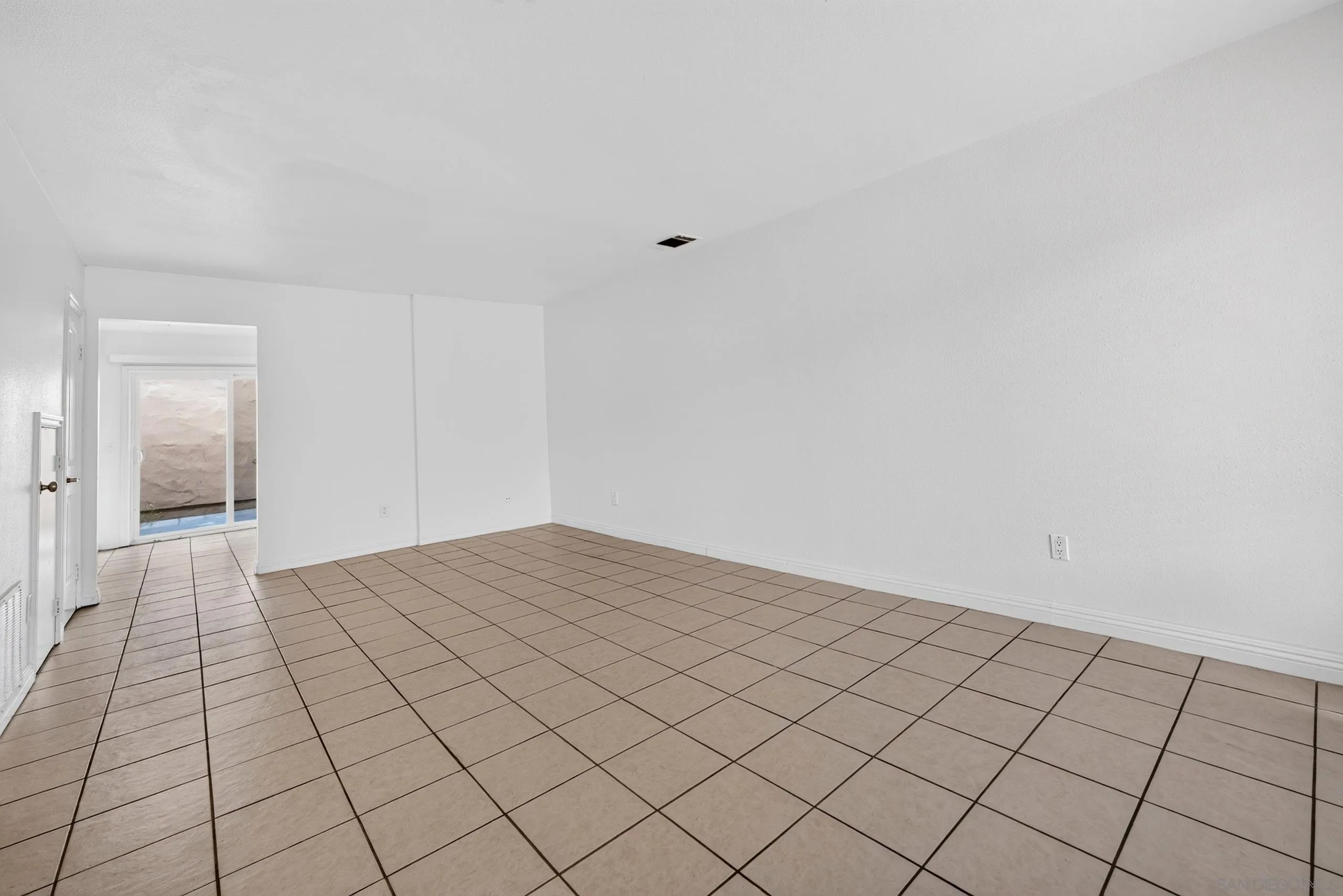 280 Roanoke Rd, El Cajon, CA 92020 - Photo 3 of 38, El Cajon, CA