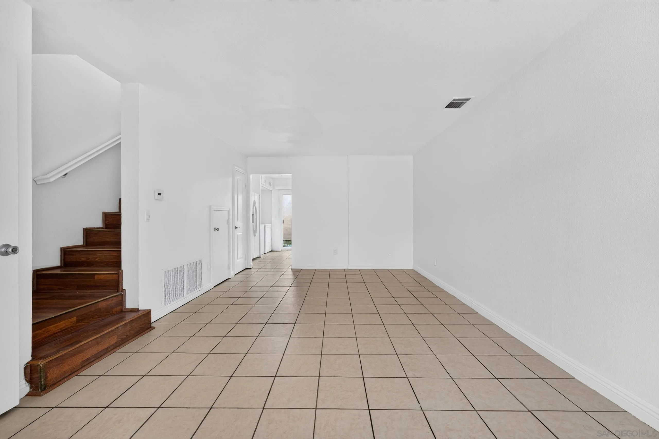 280 Roanoke Rd, El Cajon, CA 92020 - Photo 4 of 38, El Cajon, CA