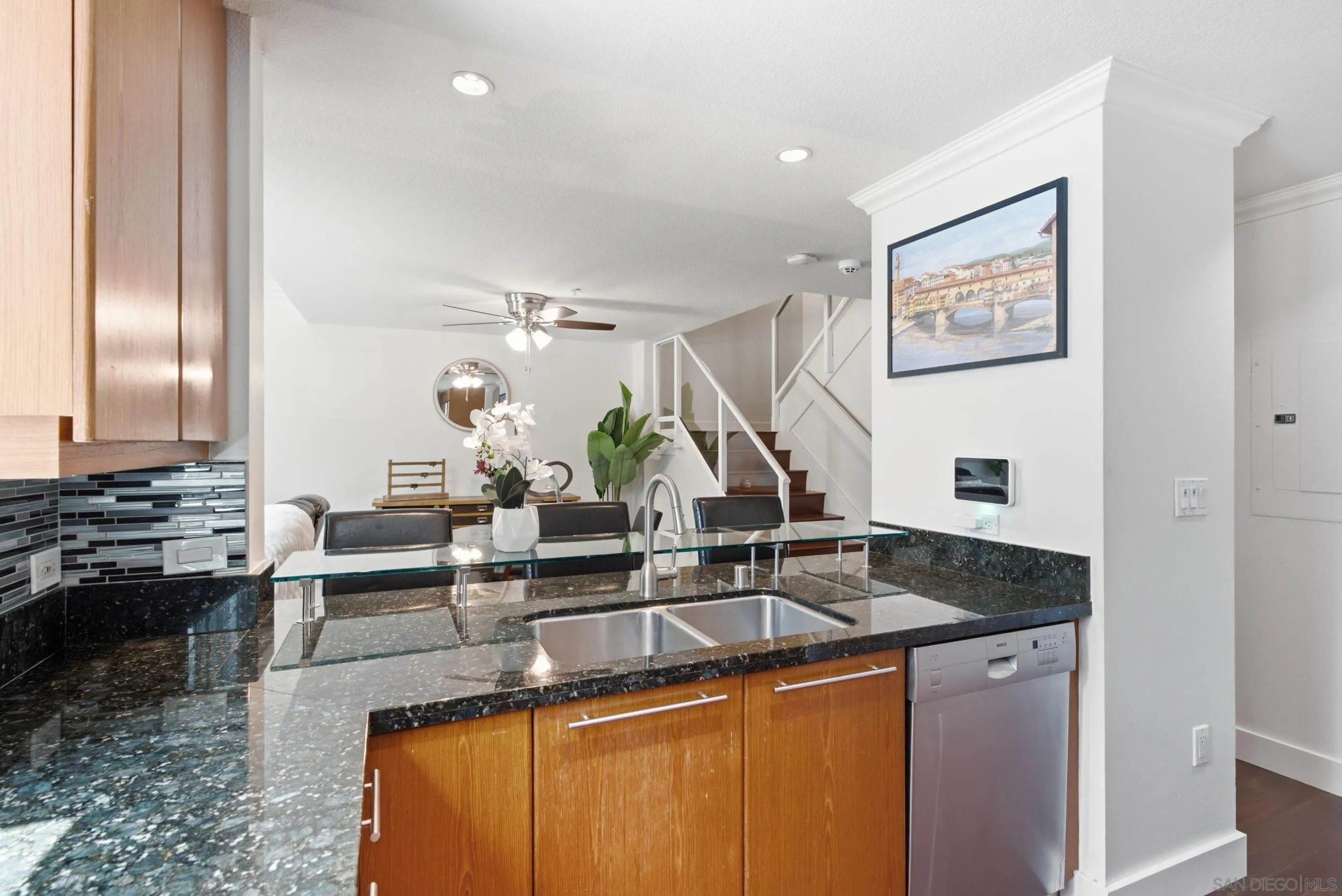 Photo #13: 260020207 Listing: Photo #13