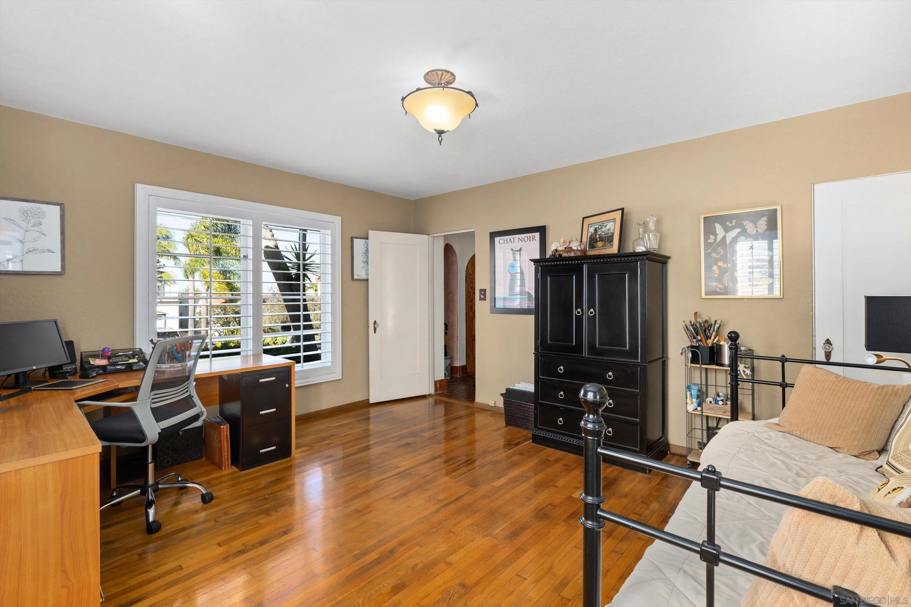 https://cdn.realtyfeed.com/cdn/127/260020212/c92b6009fdce3b86b6fb80b9e79fc608.webp
