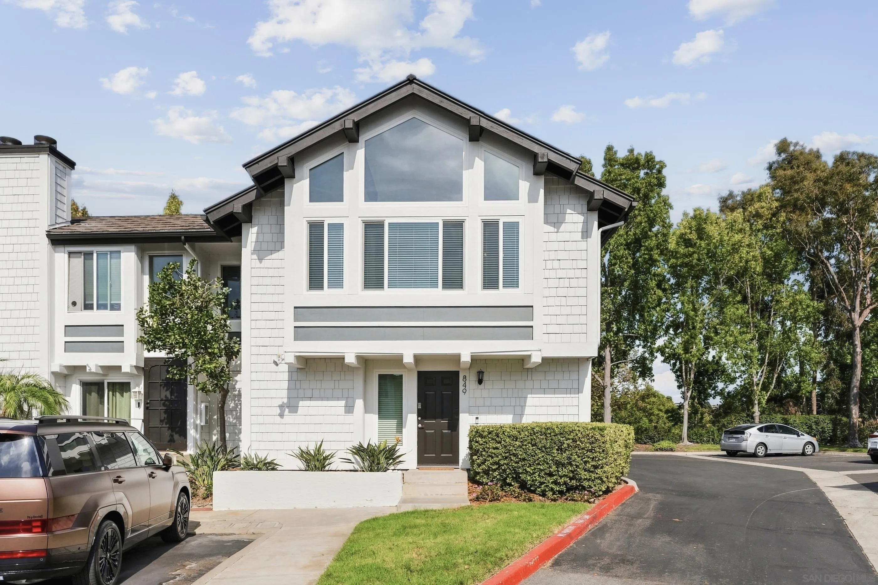 849 Bluebell Ct, Carlsbad, CA 92011 - Main photo, Carlsbad, CA