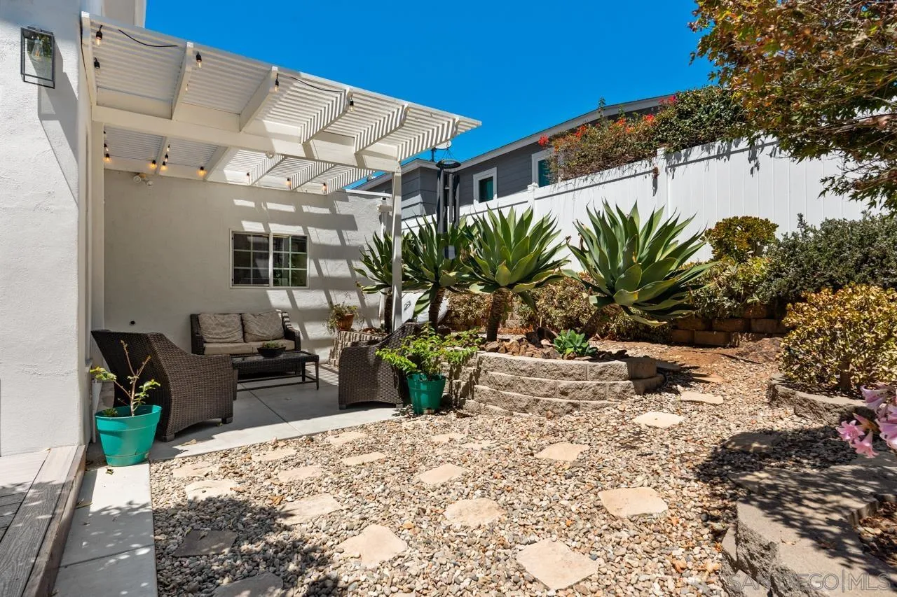 https://cdn.realtyfeed.com/cdn/127/260020214/224df3feb697a4f8ed4e9bc811aa8bfb.webp