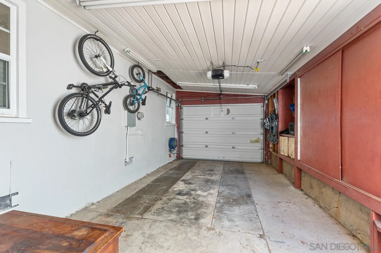https://cdn.realtyfeed.com/cdn/127/260020214/aeb8120f32945fb3a901c4b349e85f2a.webp