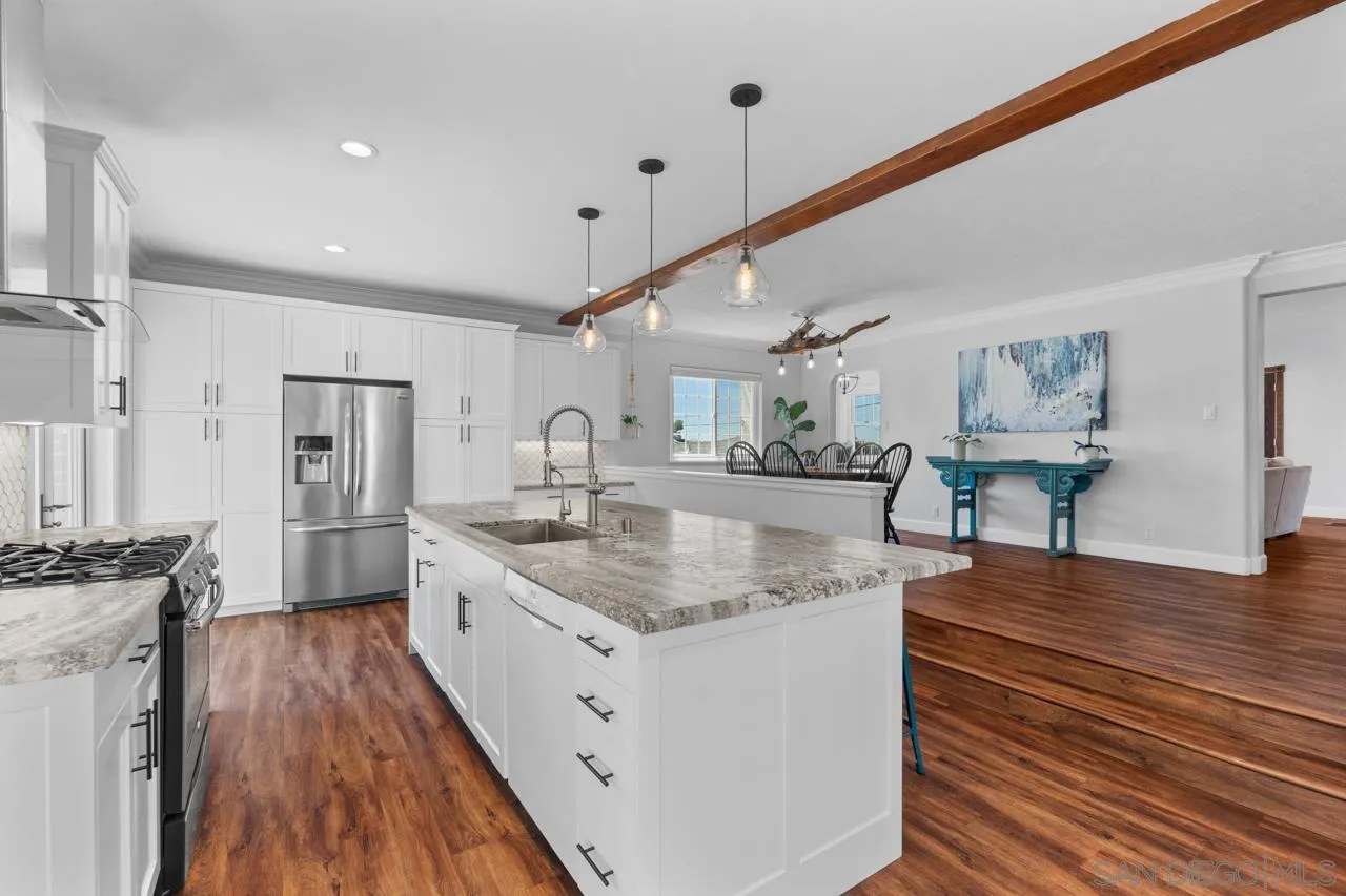 https://cdn.realtyfeed.com/cdn/127/260020214/be58824dfa31ed25181eea7ef84ca596.webp