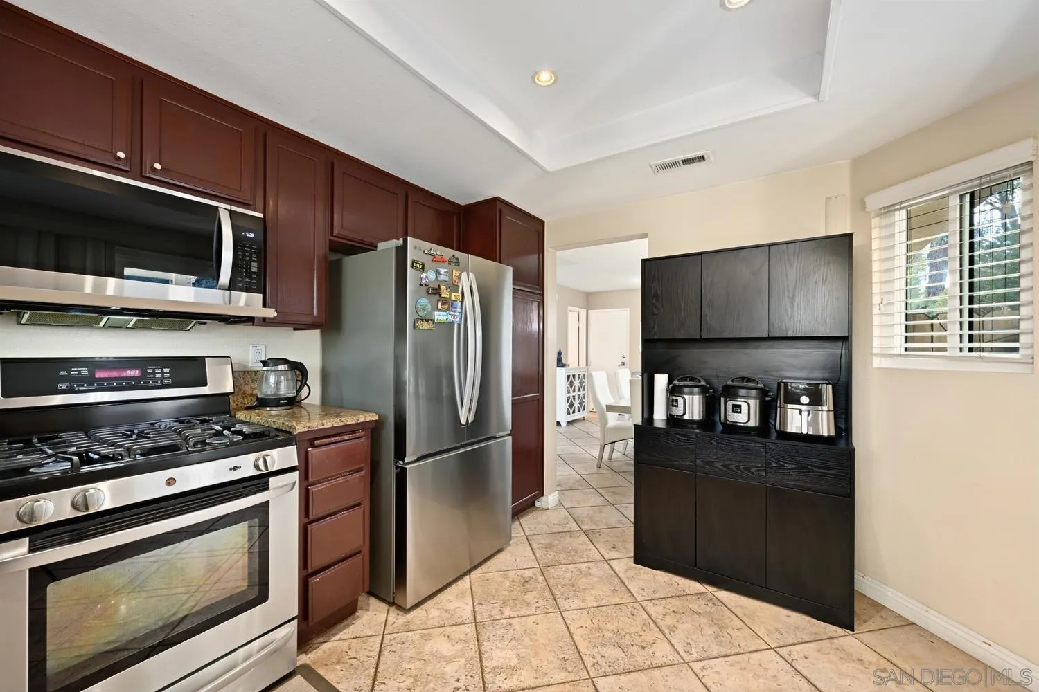 Photo #9: 260020215 Listing: Photo #9