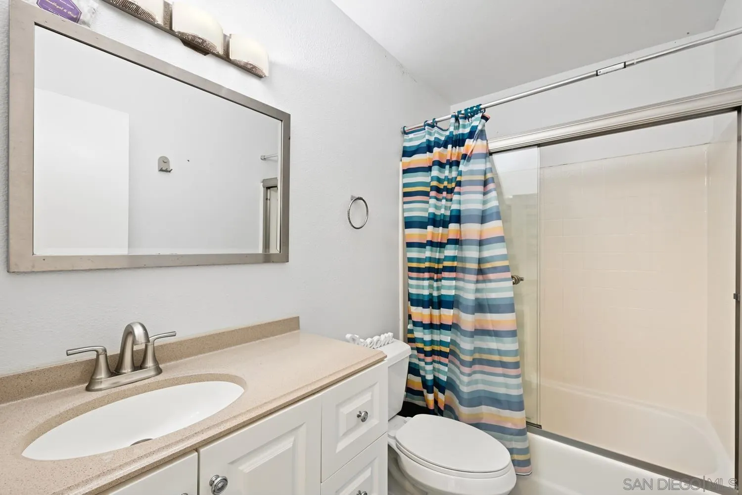 Photo #14: 260020215 Listing: Photo #14