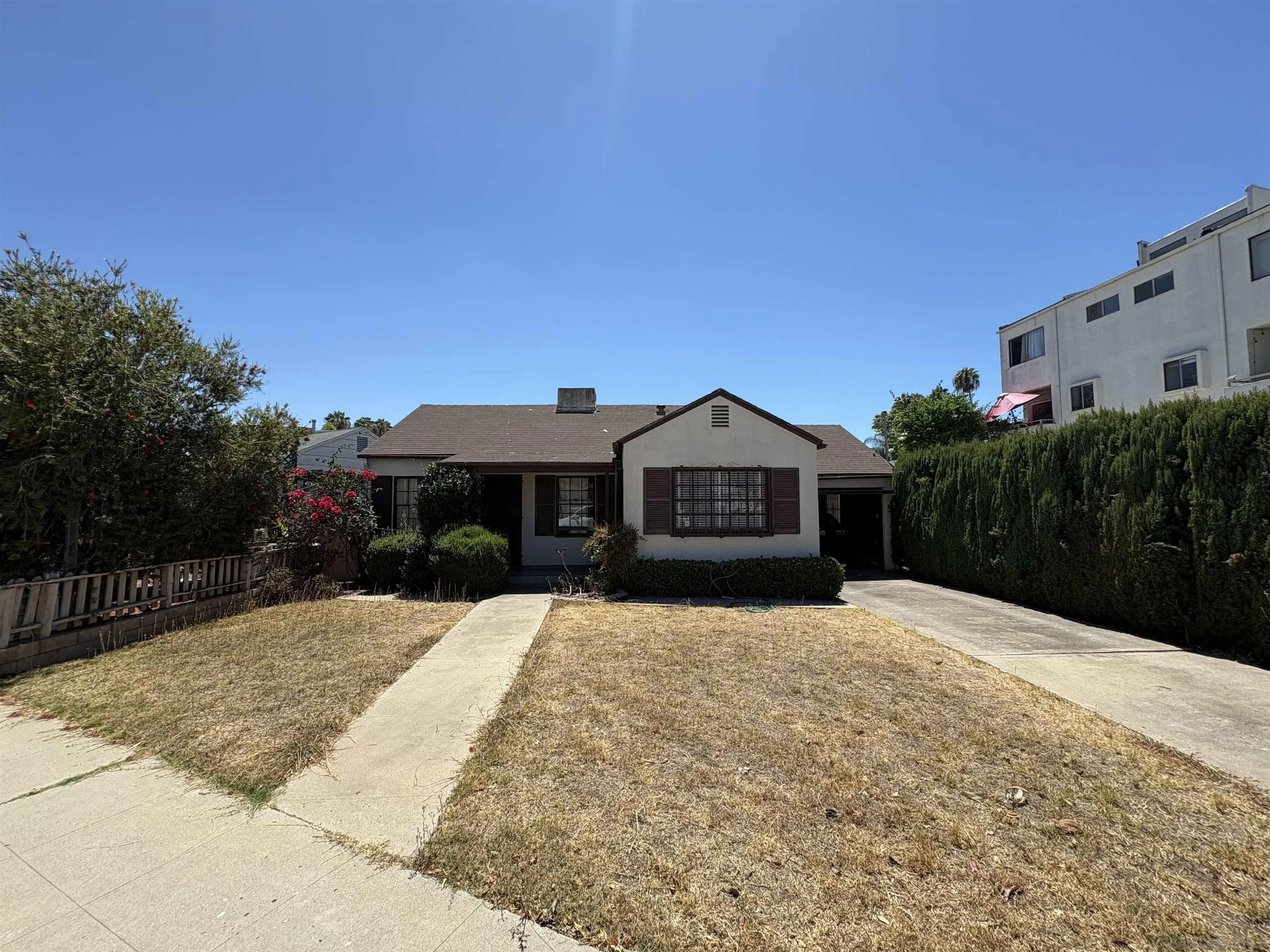 4592 Contour Blvd, San Diego, CA 92115 - Main photo, San Diego, CA