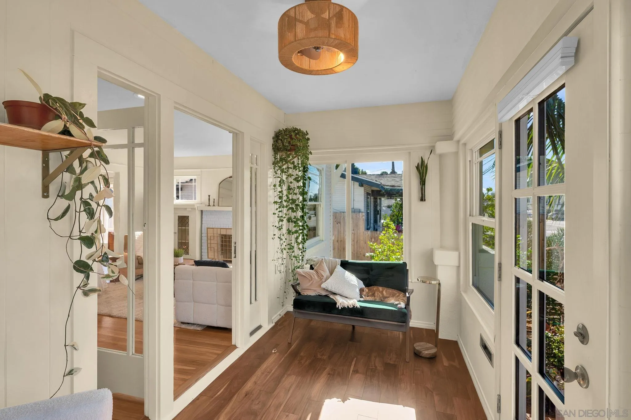 https://cdn.realtyfeed.com/cdn/127/260020234/042f8471eb1f574210c4fc5c5d90bdb1.webp