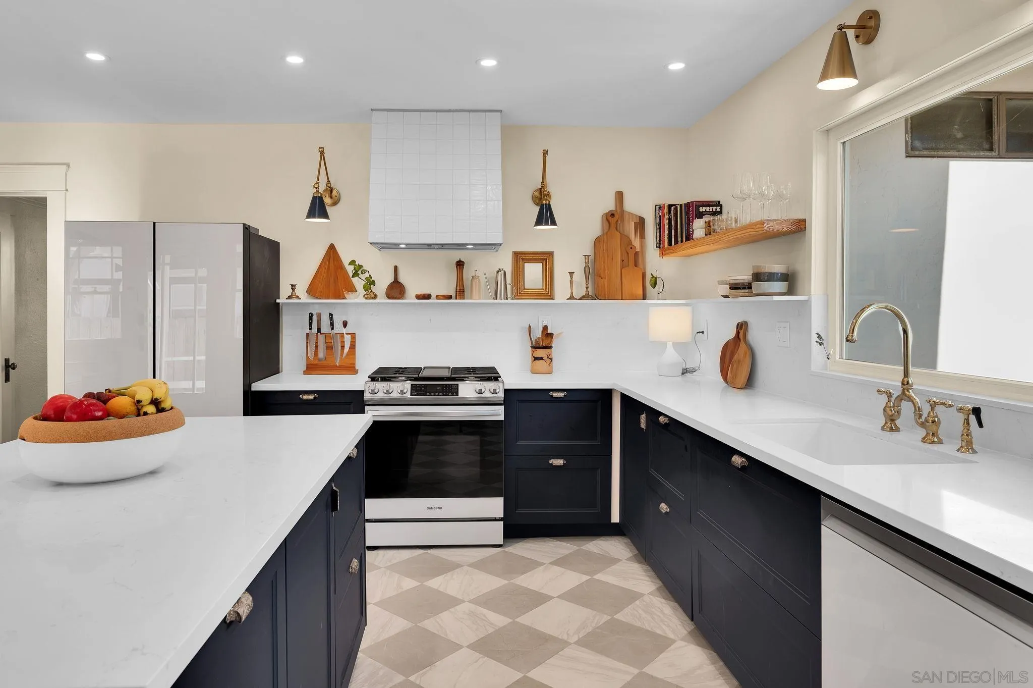 https://cdn.realtyfeed.com/cdn/127/260020234/791290892d823d99c3e56f220489f500.webp