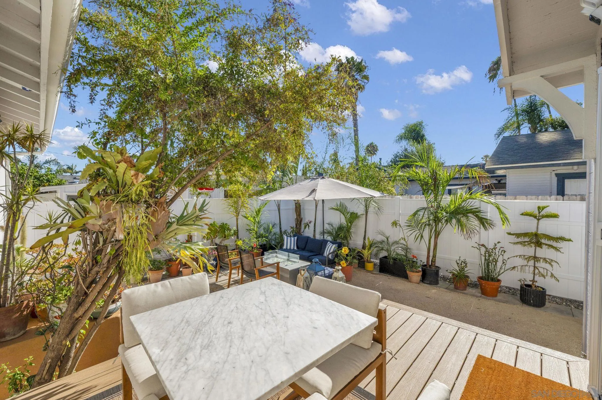 https://cdn.realtyfeed.com/cdn/127/260020234/894930283ef979d85d5d50977b0cea41.webp