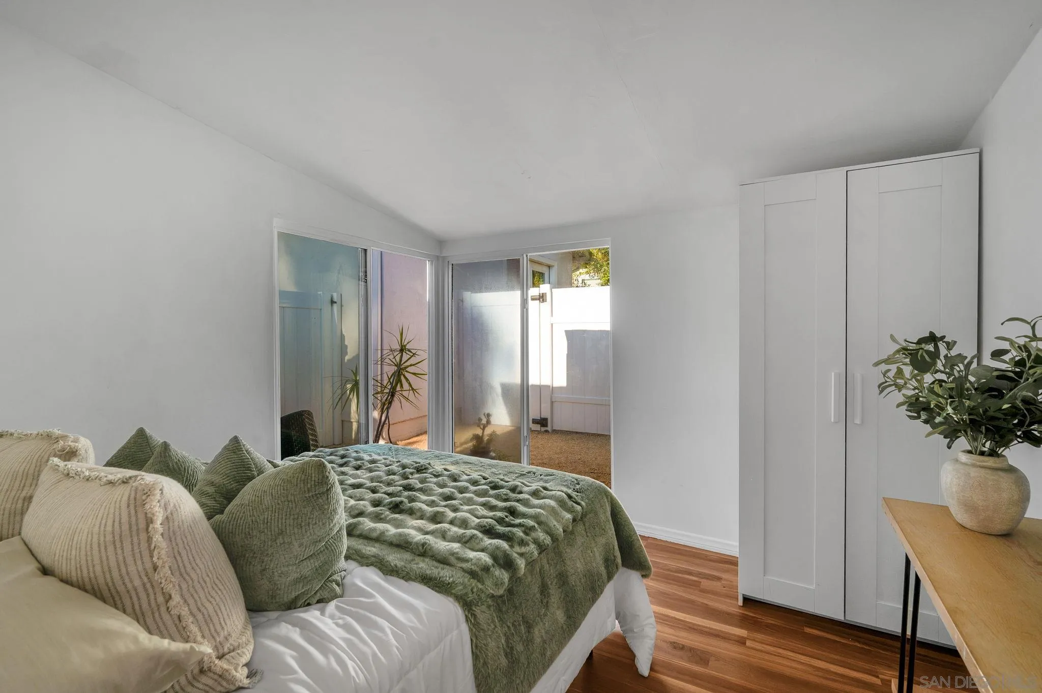https://cdn.realtyfeed.com/cdn/127/260020234/b17306c21338be1ada7ee44efc4382f6.webp