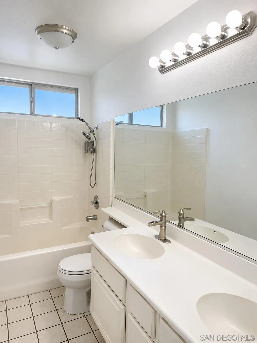 https://cdn.realtyfeed.com/cdn/127/260020236/edbb9d003c88146db5d32425ec4350bc.webp