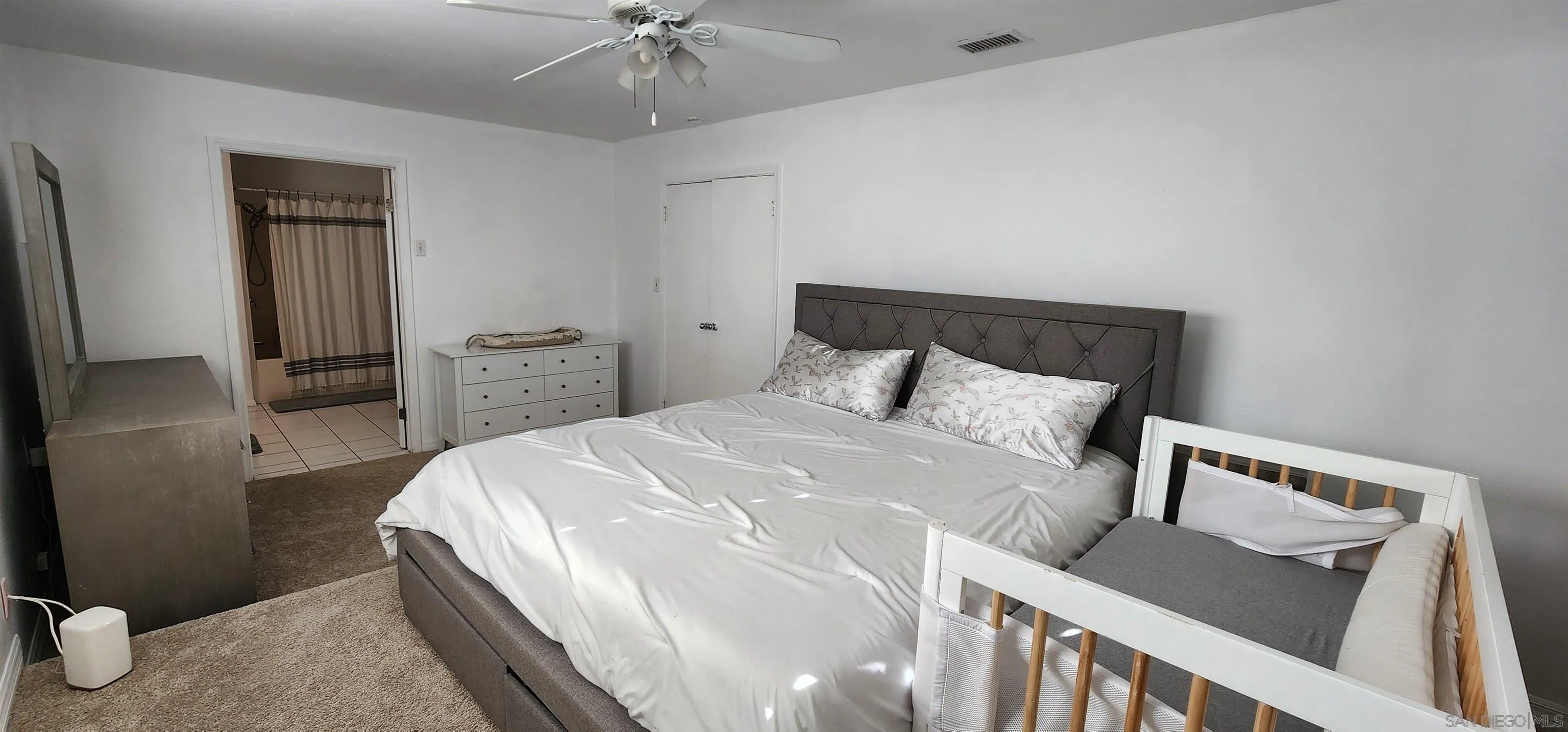 https://cdn.realtyfeed.com/cdn/127/260020239/fcd3ec8832fba79961b243c6f7748761.webp