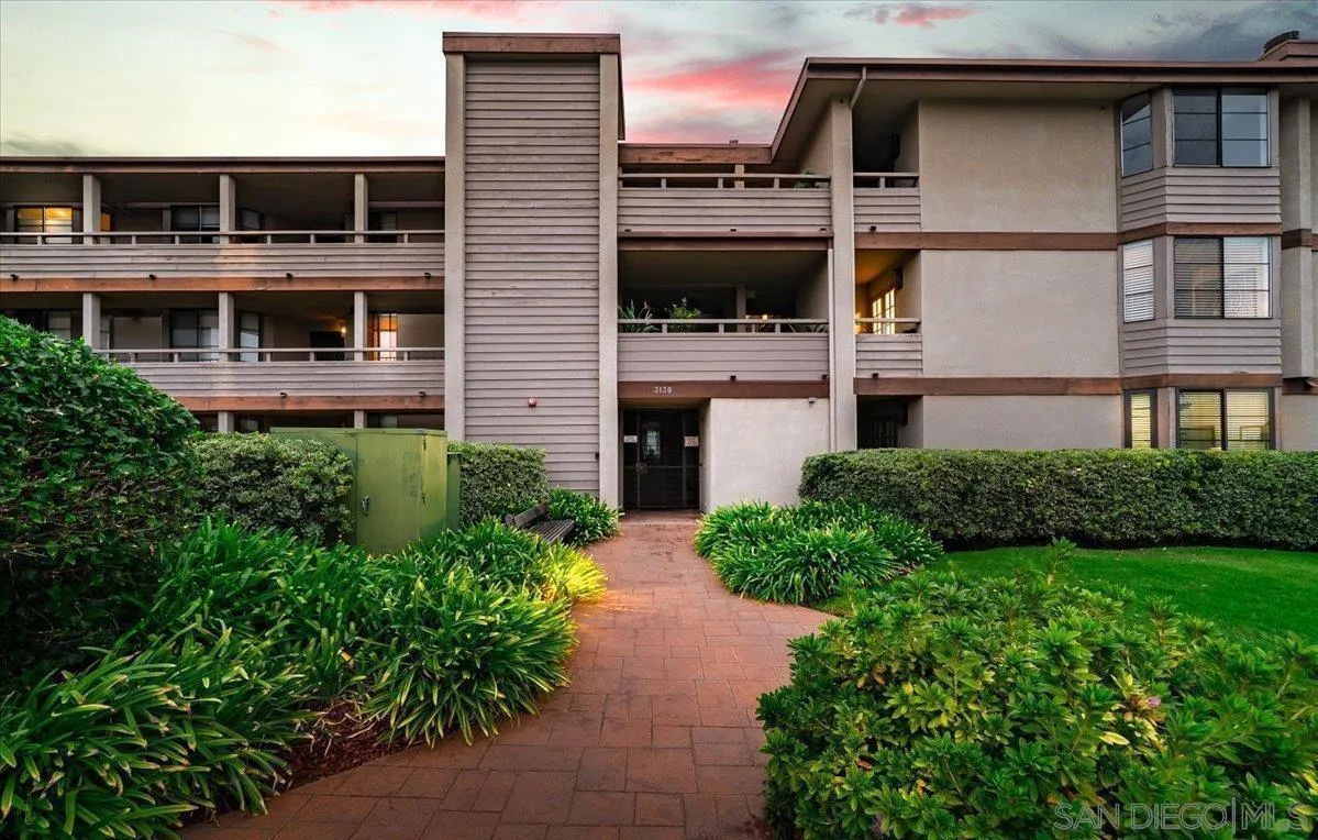3130 Avenida De Portugal Unit 305