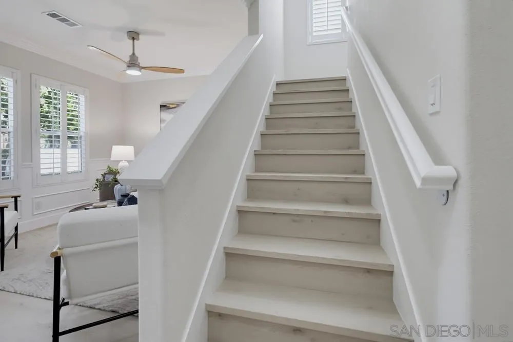 https://cdn.realtyfeed.com/cdn/127/260020253/0ee52983bdf55023821b31df192166f4.webp