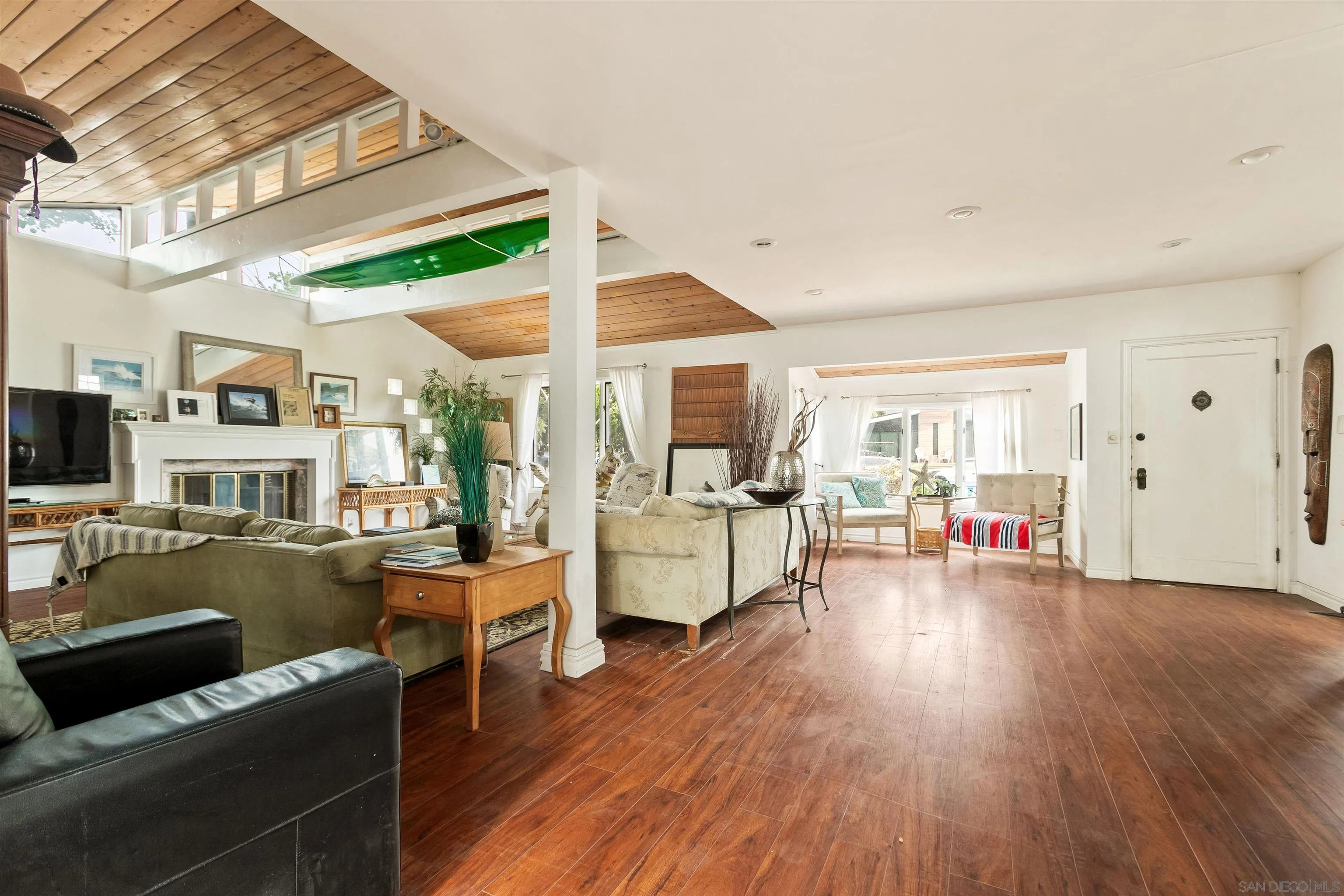https://cdn.realtyfeed.com/cdn/127/260020254/7e57ae1521dacf2889e3e426ccf47625.webp