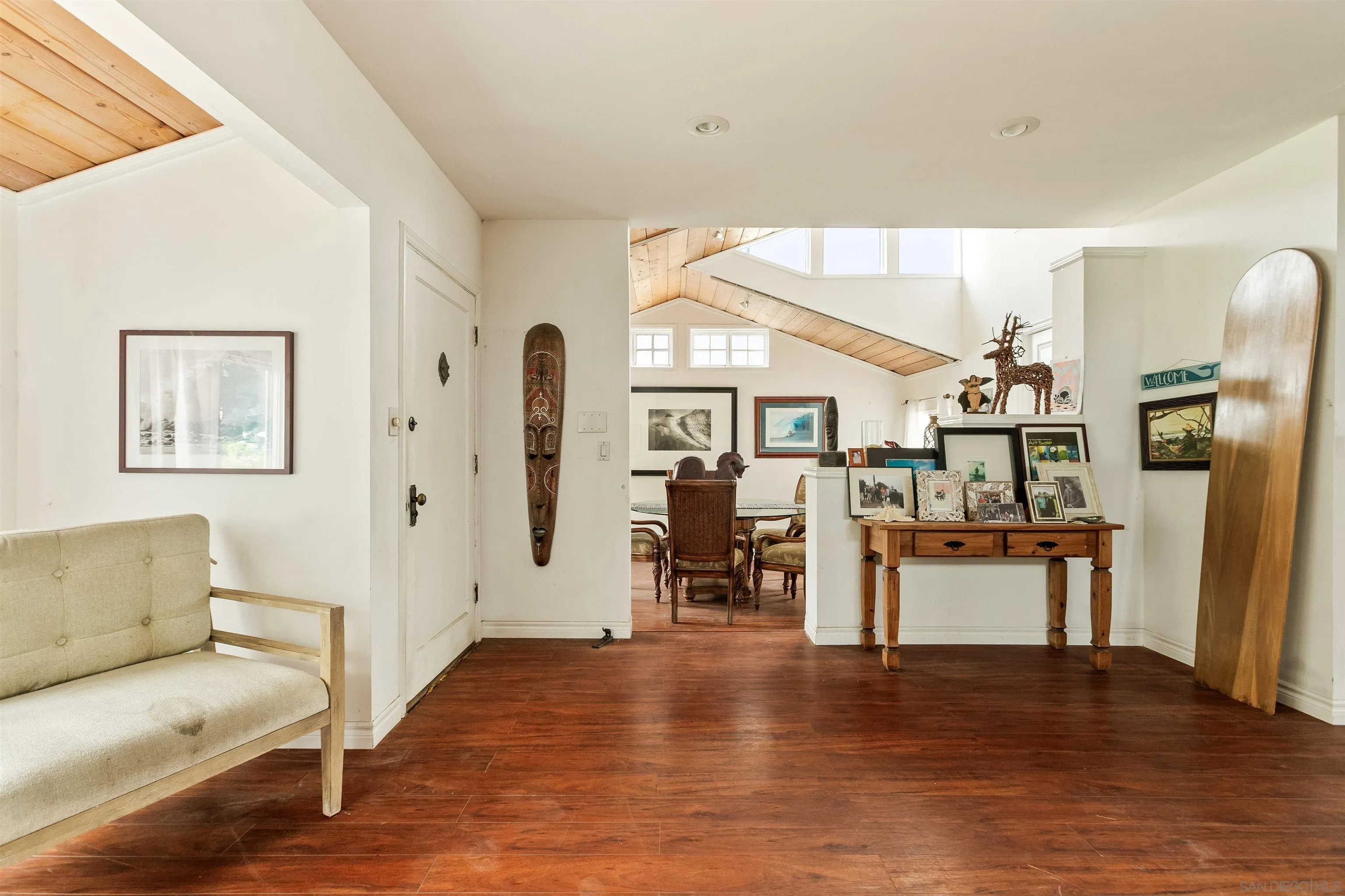 https://cdn.realtyfeed.com/cdn/127/260020254/ee3ee2f8c80f52fcad52e3b358a3fb12.webp