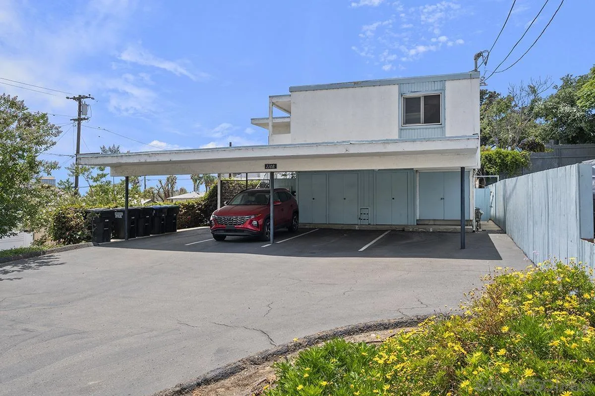 2108 3rd Ave Unit 2, San Diego, CA 92101 - Photo 3 of 29, San Diego, CA