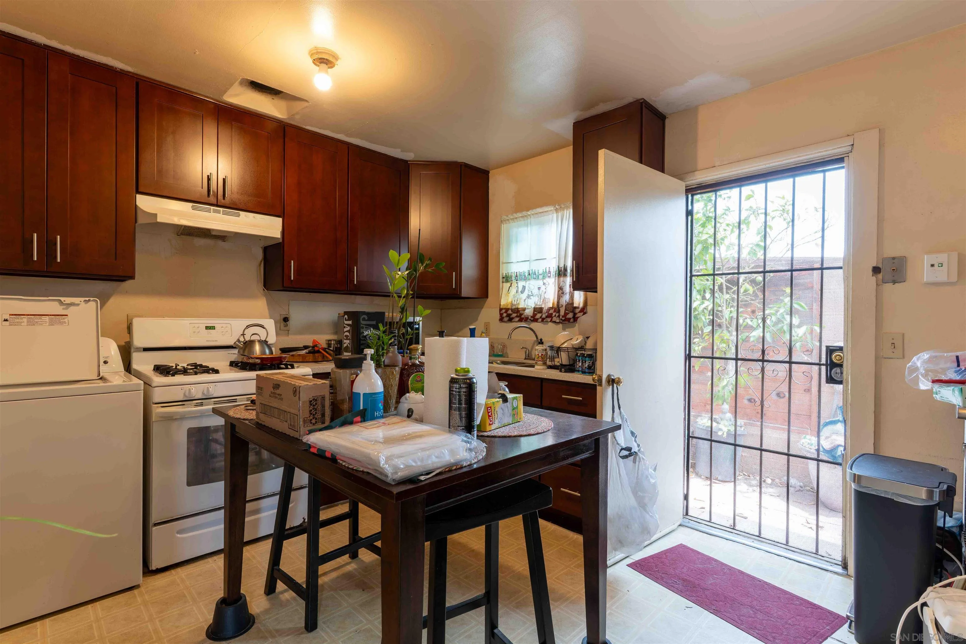 https://cdn.realtyfeed.com/cdn/127/260020258/3b6b52dbf3e44d6be4c4f426de2fc0ad.webp