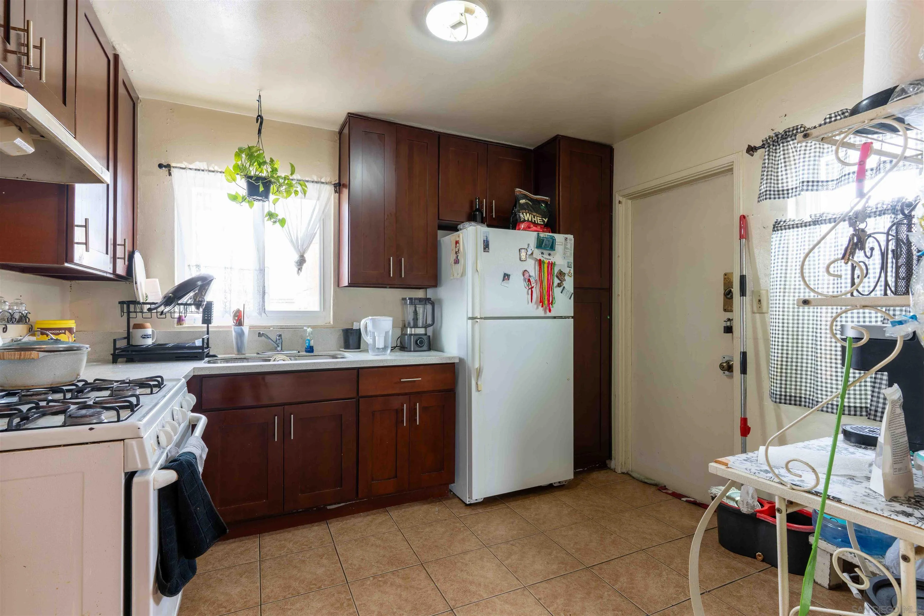https://cdn.realtyfeed.com/cdn/127/260020258/3fc2ee8458380fa18b347bfdbed7d2be.webp